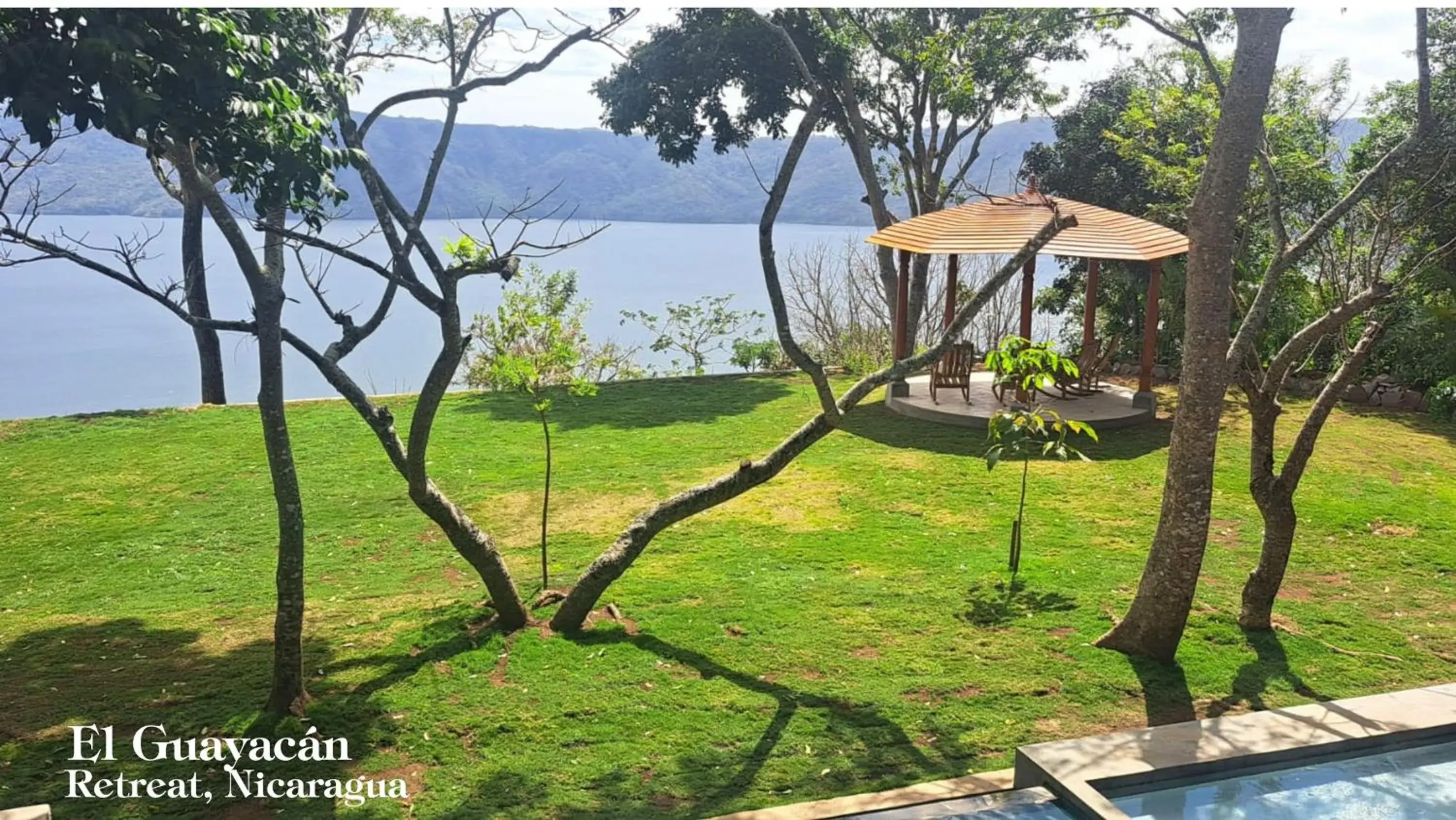 King Suite with Balcony in El Guayacán King Suite with Balcony in El Guayacán