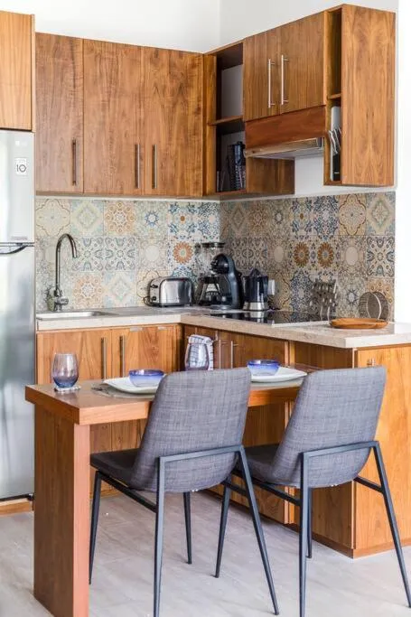 Neem 21 NILAY, Elegant Apartment 10 min from the Beach