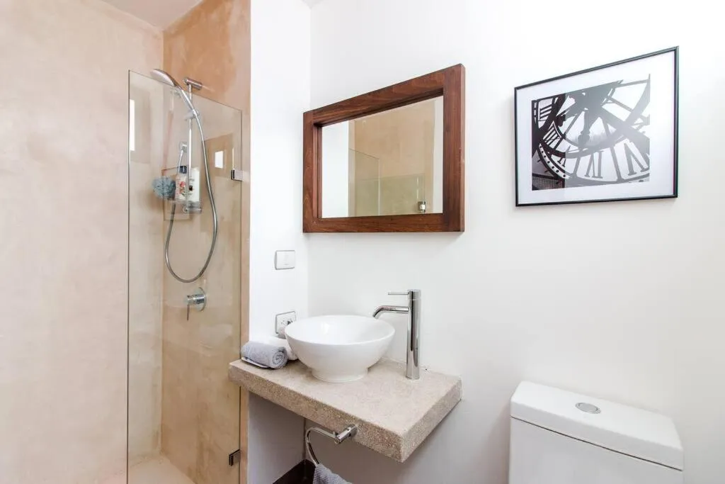 Neem 21 NILAY, Elegant Apartment 10 min from the Beach