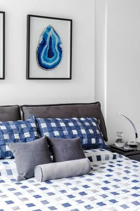 Bed in Neem 21 NILAY, Elegant Apartment 10 min from the Beach