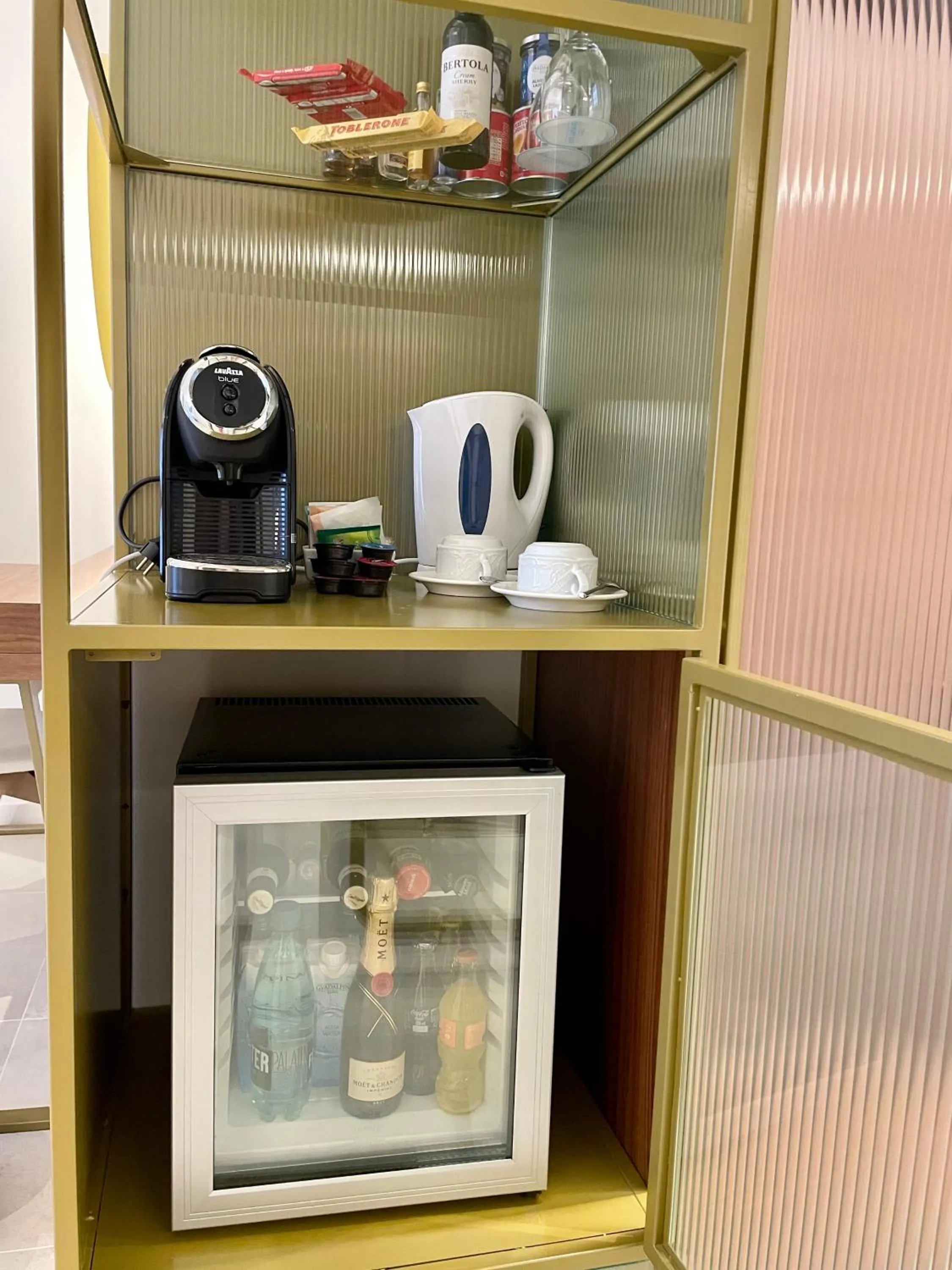 Coffee/tea facilities in Gran Hotel Guadalpín Banus