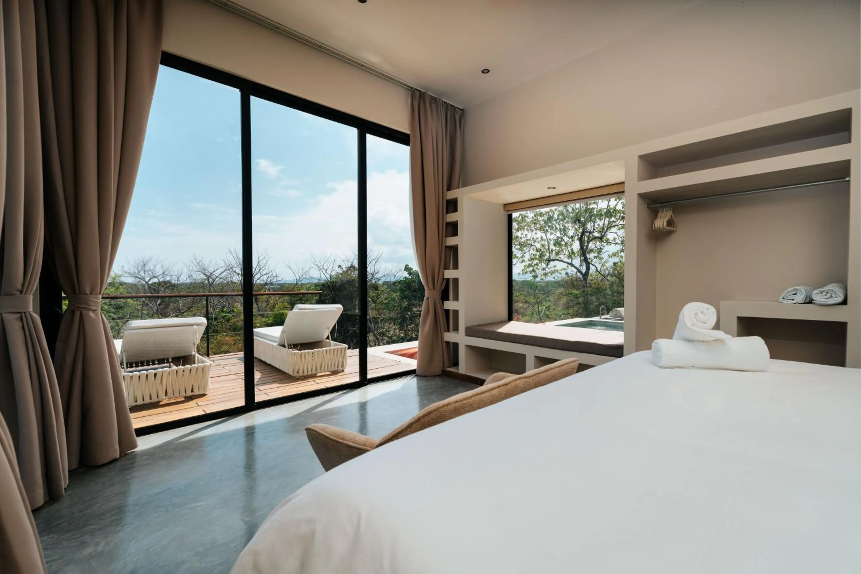 Balcony/Terrace, Bed in Alaya Yoga & Surf & Retreat