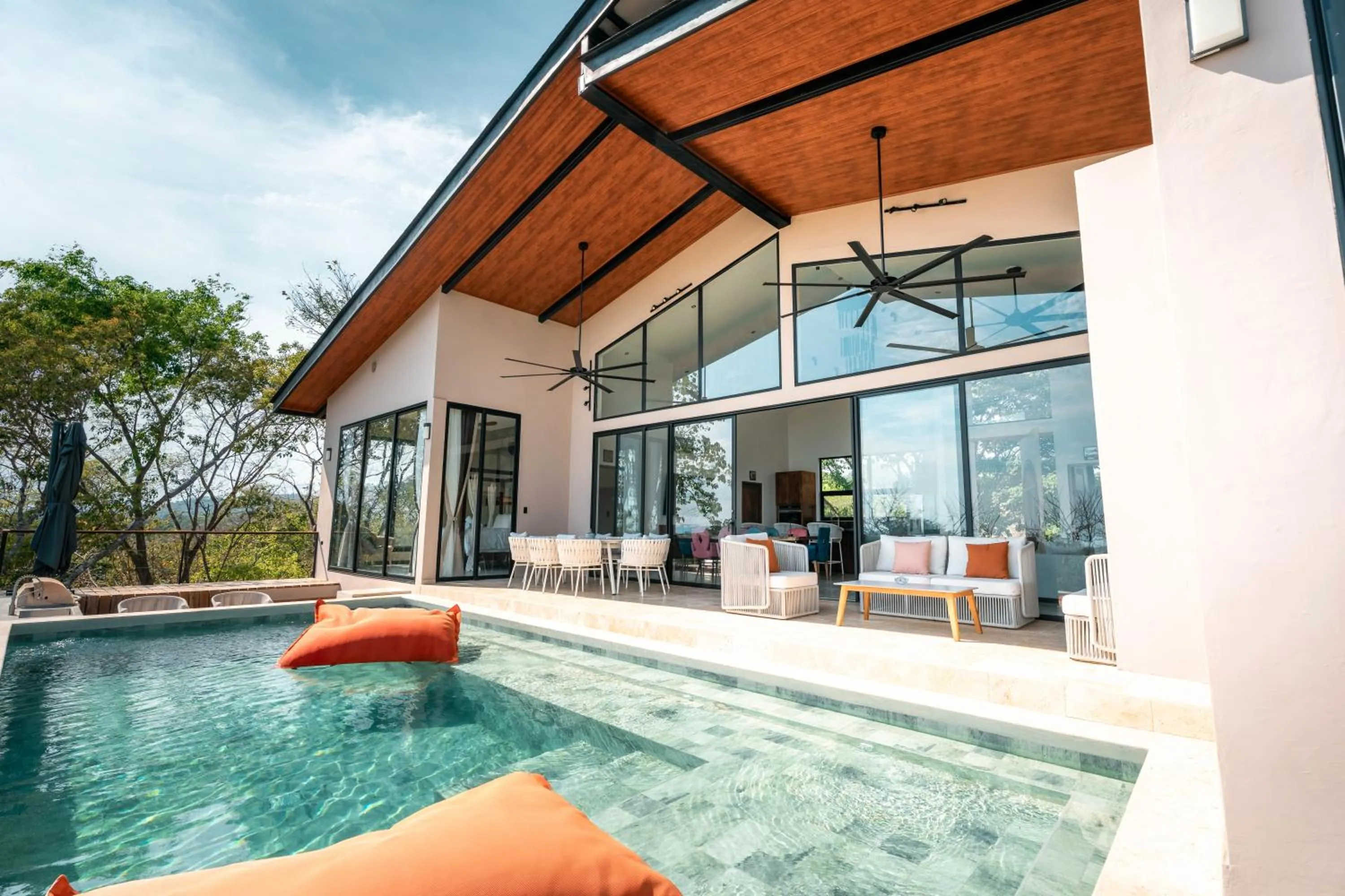 Pool view in Alaya Yoga & Surf & Retreat