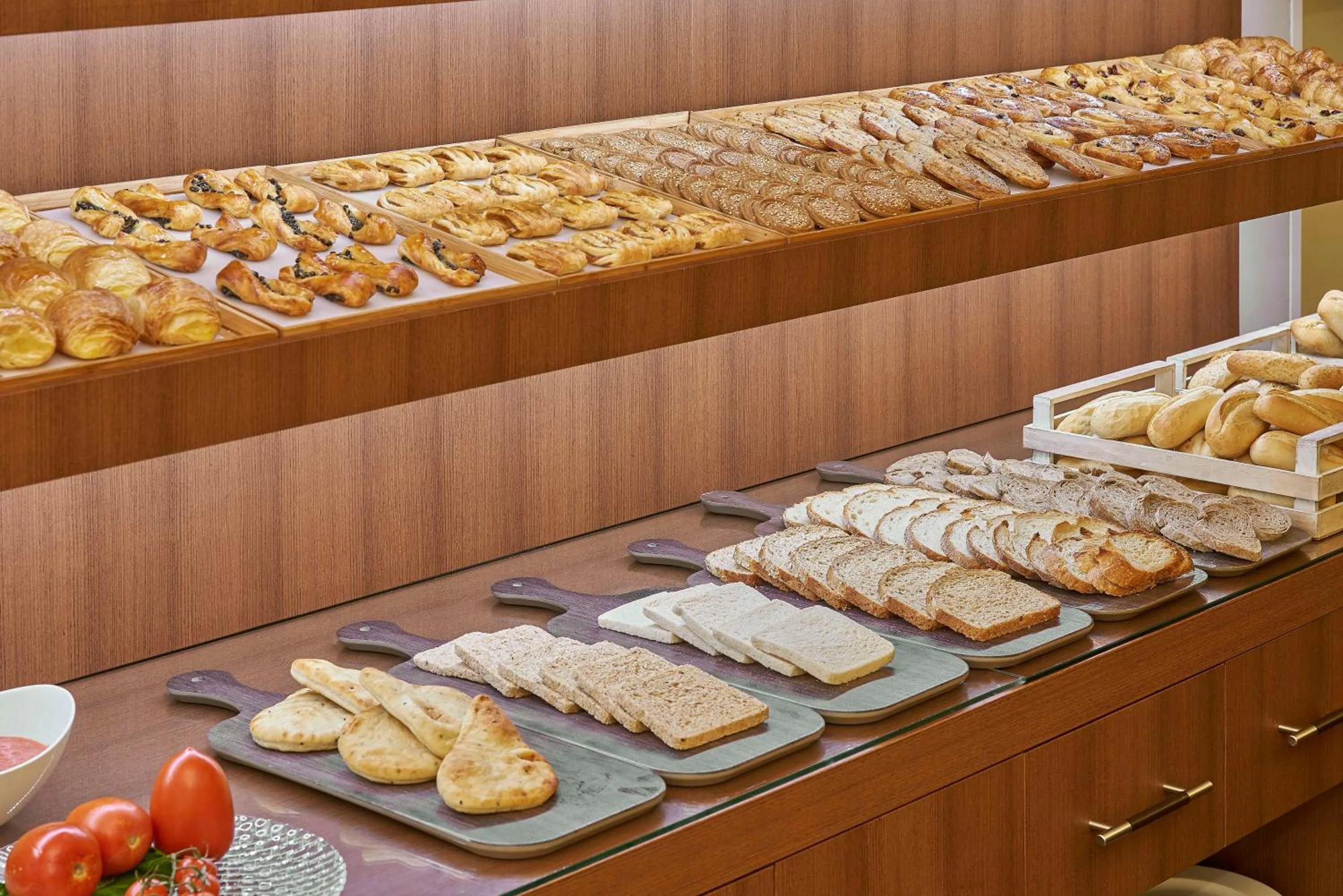 Breakfast in NH Collection Cáceres Palacio de Oquendo