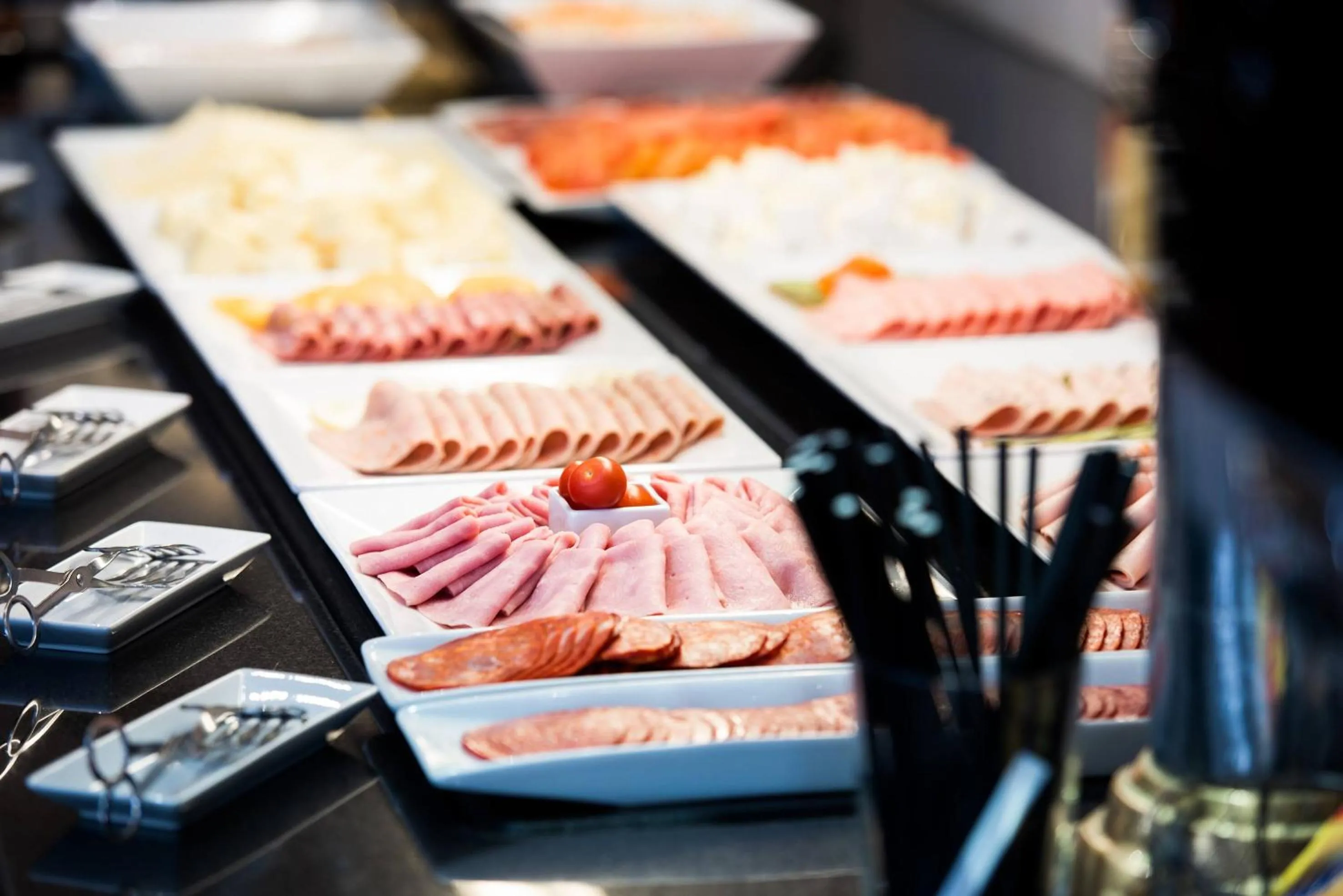 Food and drinks in Hotel Madrid Gran Vía 25 Affiliated by Meliá