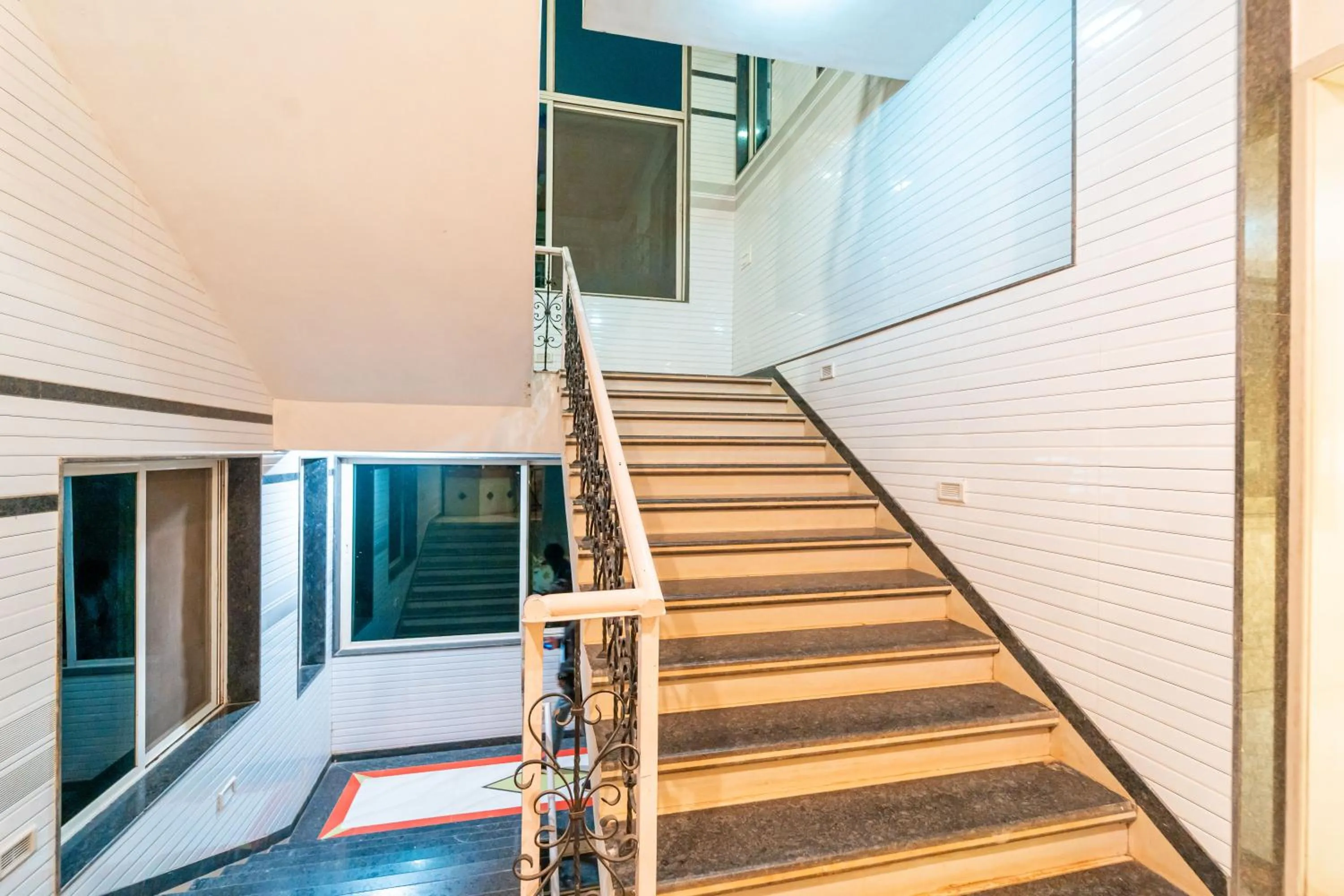 Lobby or reception in Treebo Raval Resort with Valley View