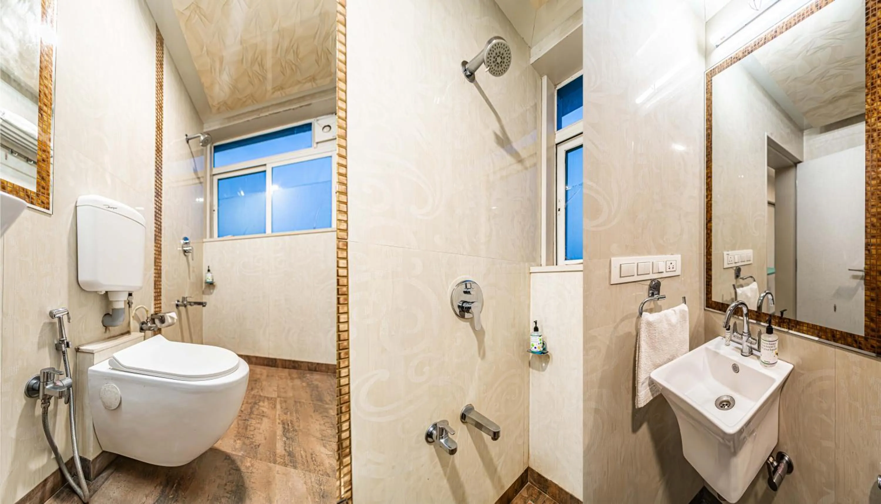 Bathroom in Treebo Raval Resort with Valley View