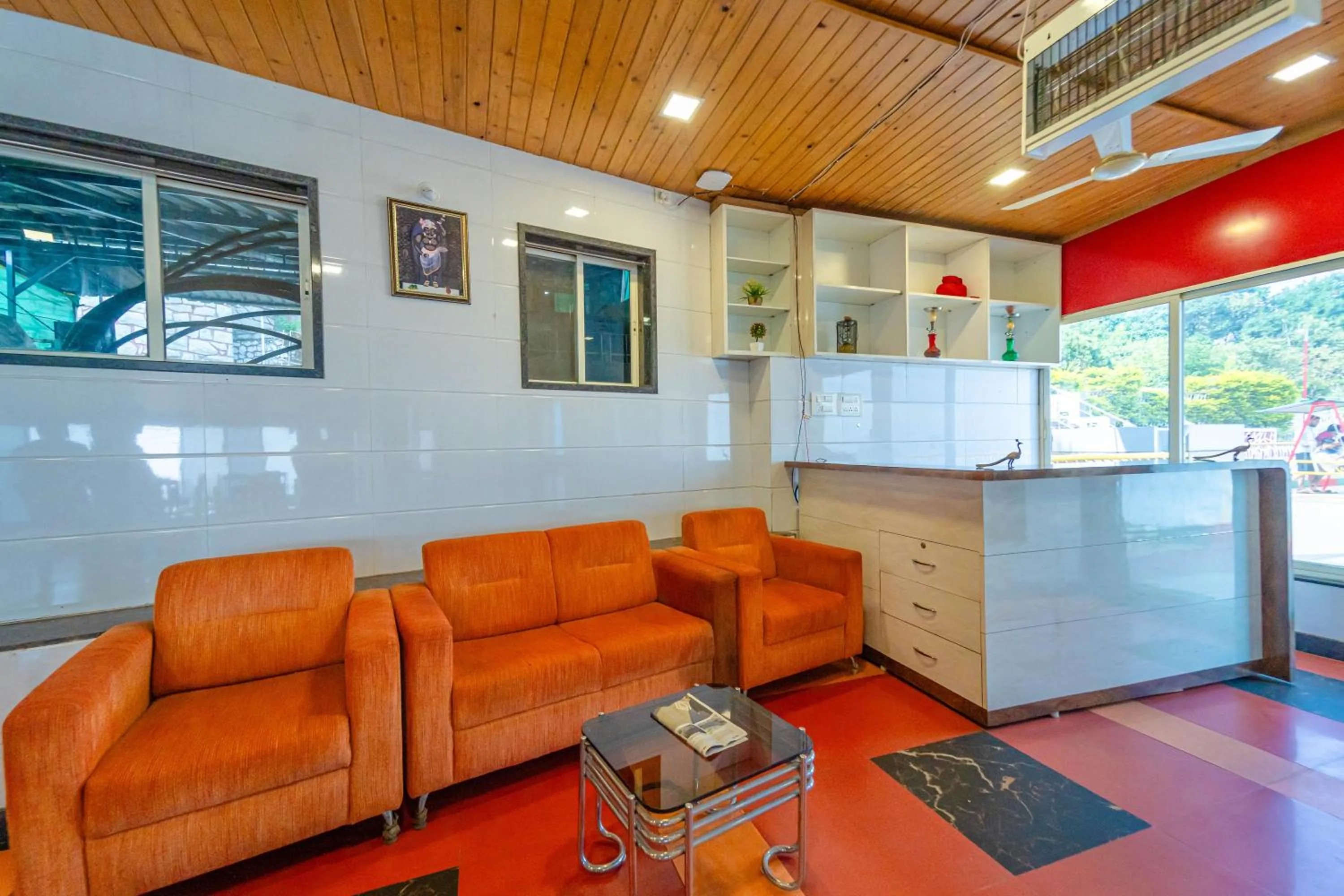 Lobby or reception in Treebo Raval Resort with Valley View