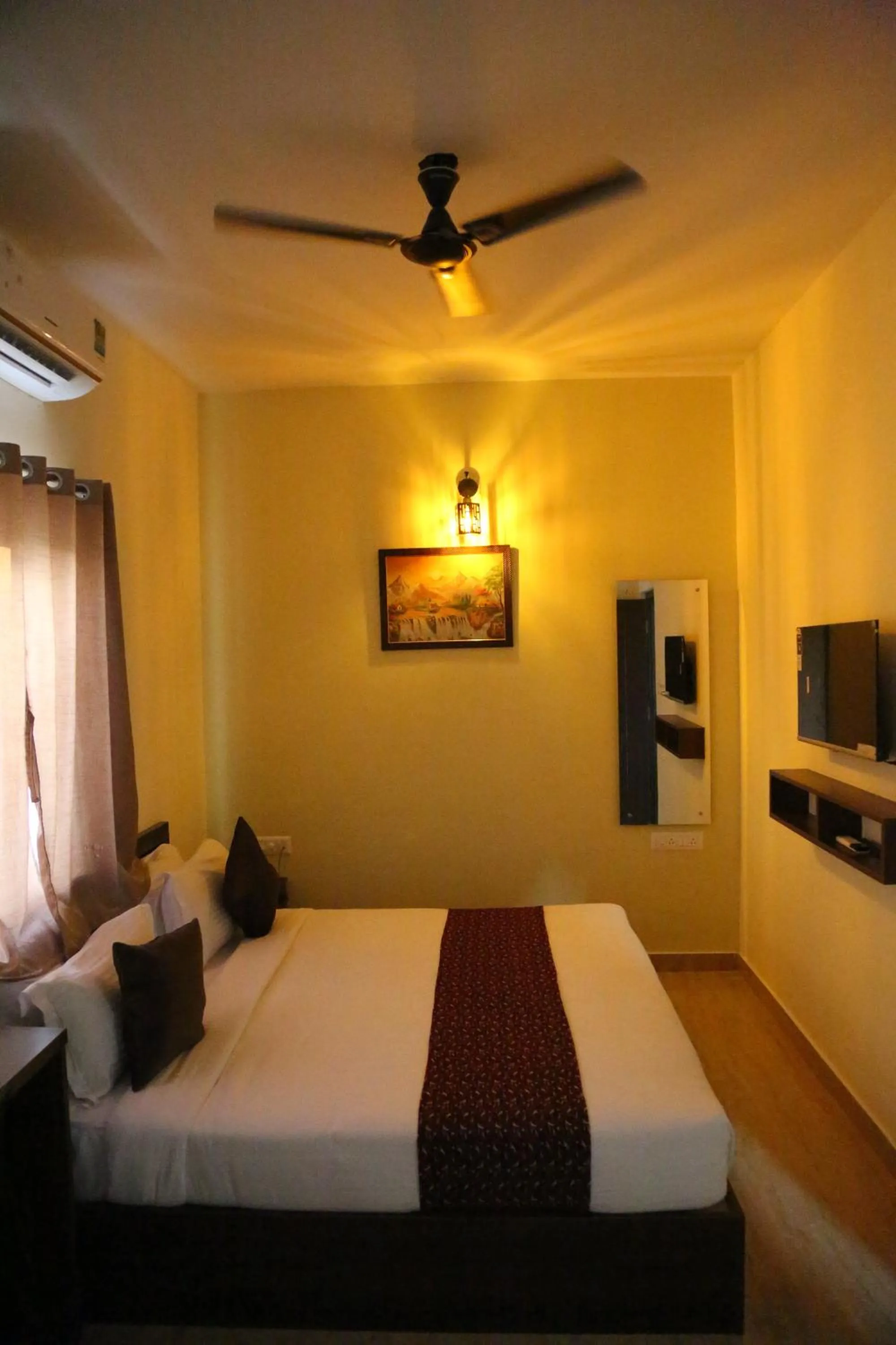 Bed in Hotel Bangalore Airport Inn, Near kempegowda Airport, Airport Pickup & Drop Available 24X7