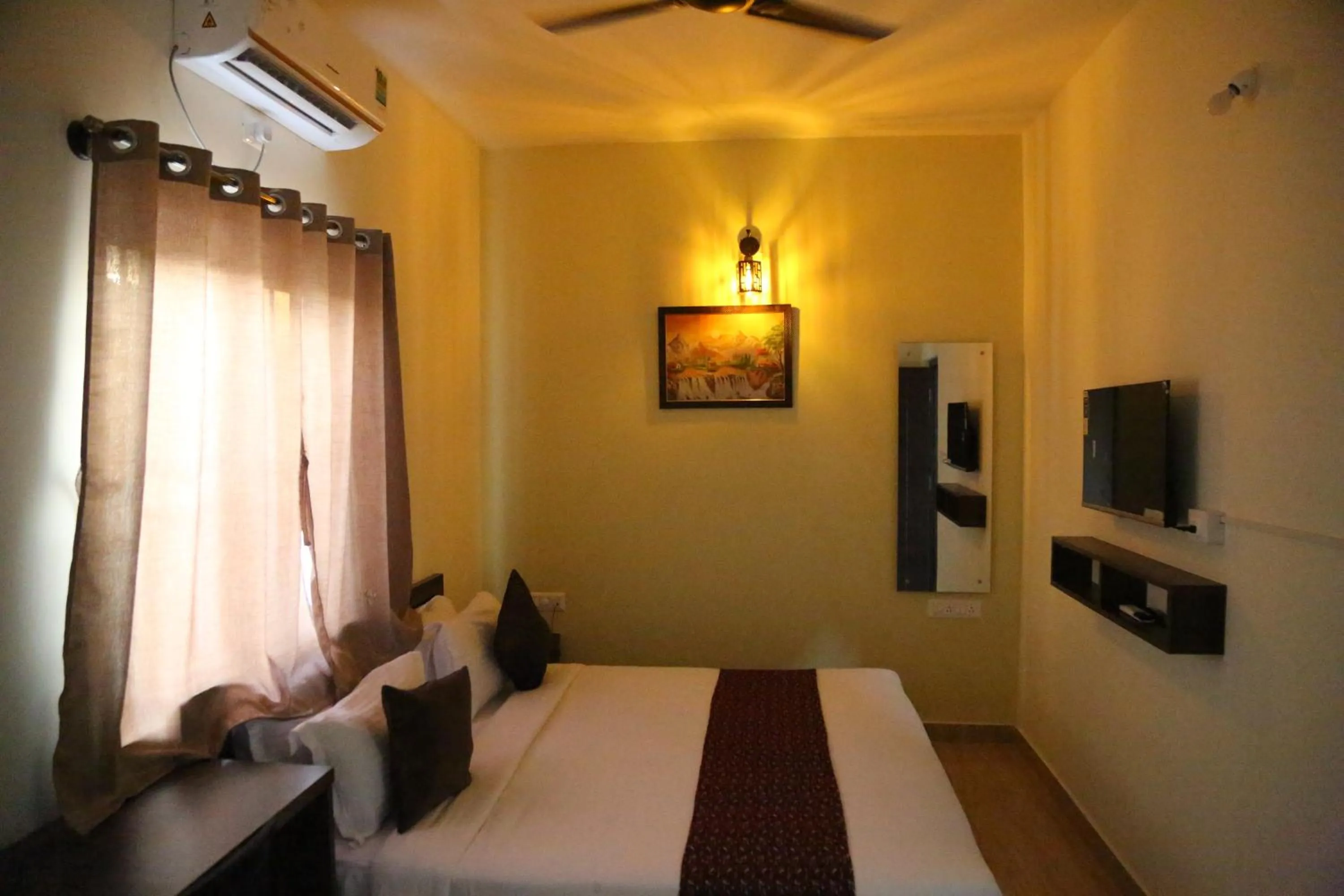 Bed in Hotel Bangalore Airport Inn, Near kempegowda Airport, Airport Pickup & Drop Available 24X7