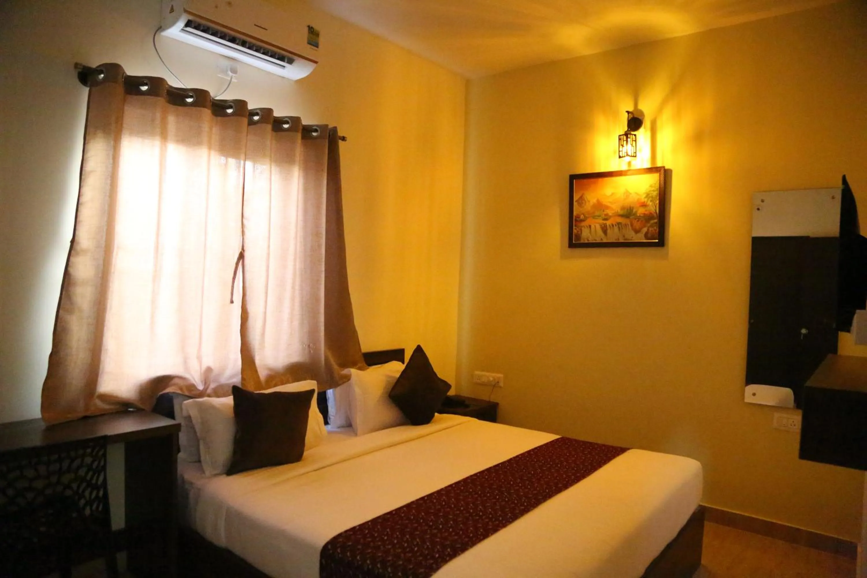 Bedroom, Bed in Hotel Bangalore Airport Inn, Near kempegowda Airport, Airport Pickup & Drop Available 24X7