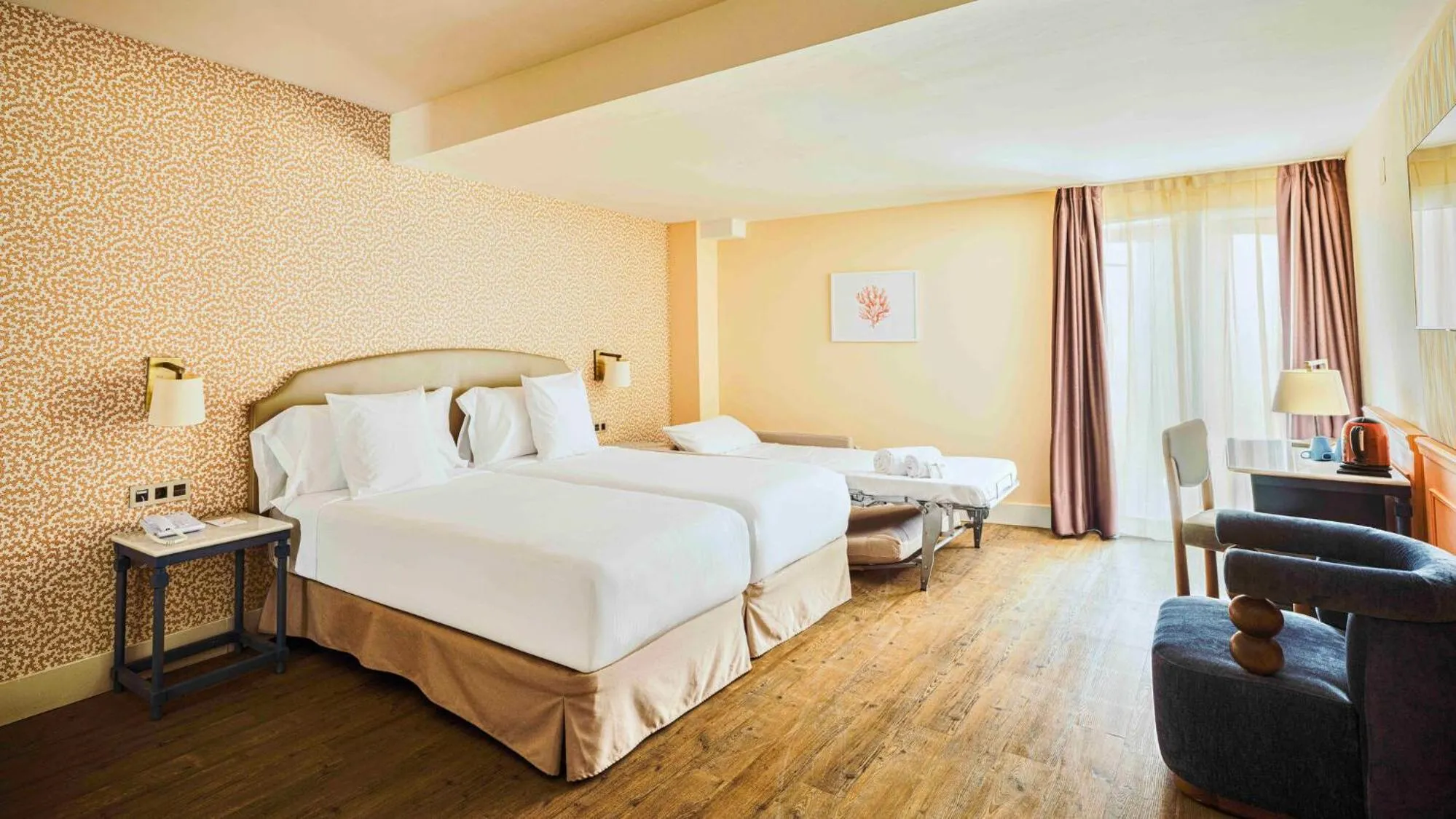 Bedroom, Bed in Fénix Torremolinos - Adults Only Recommended