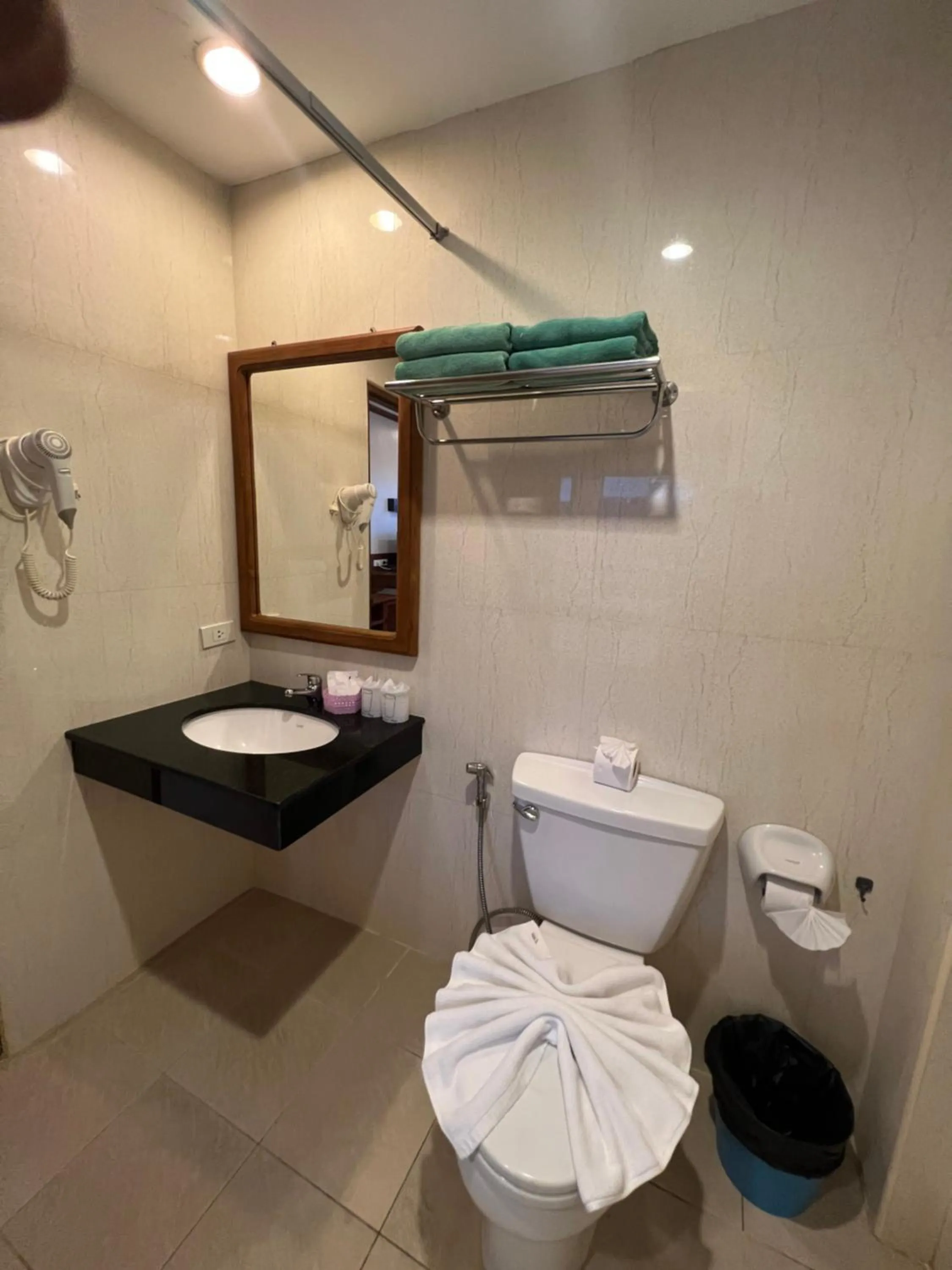 Shower in Patong Heaven