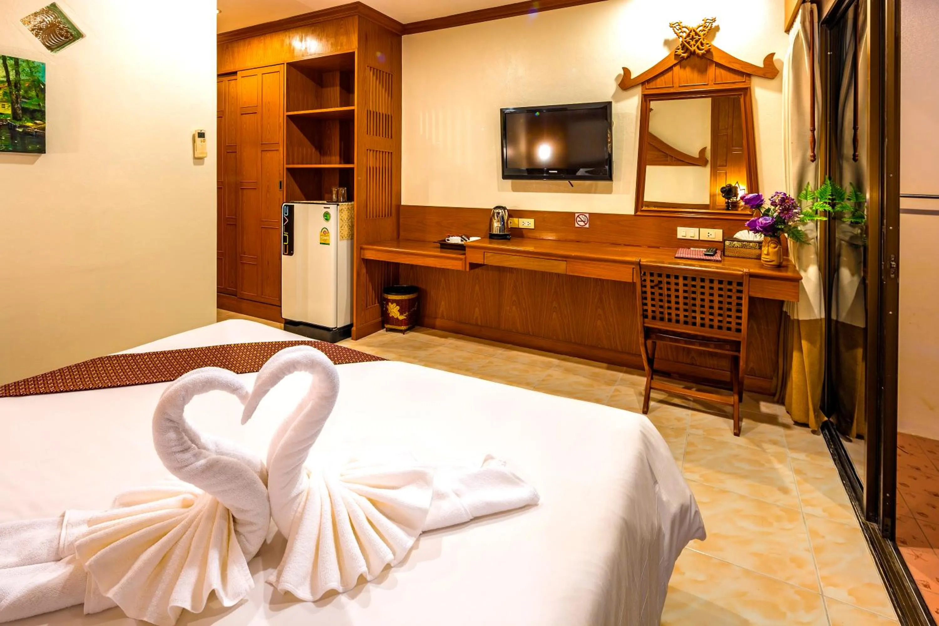 Bed in Patong Heaven