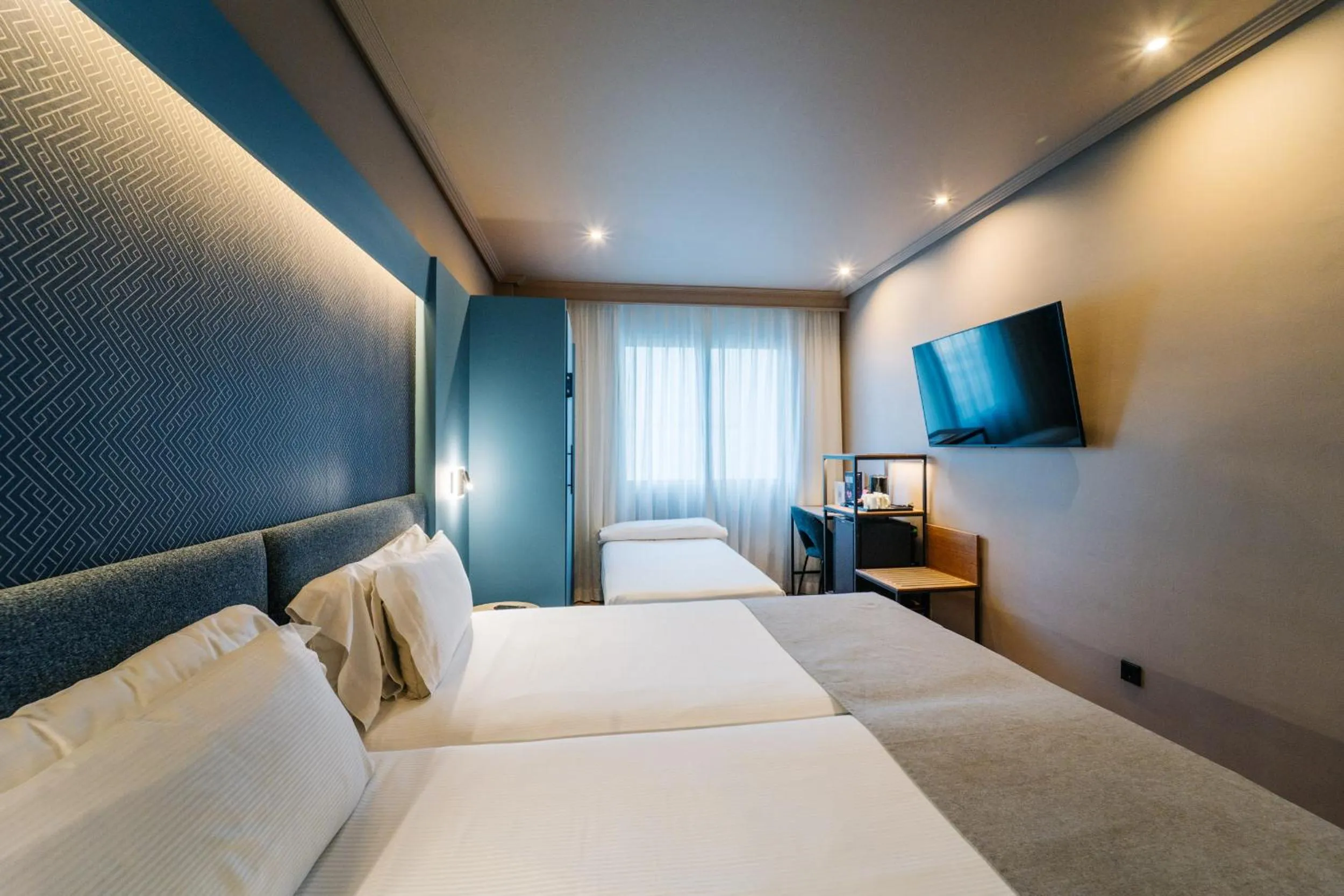 Bed in Abba Rambla Hotel