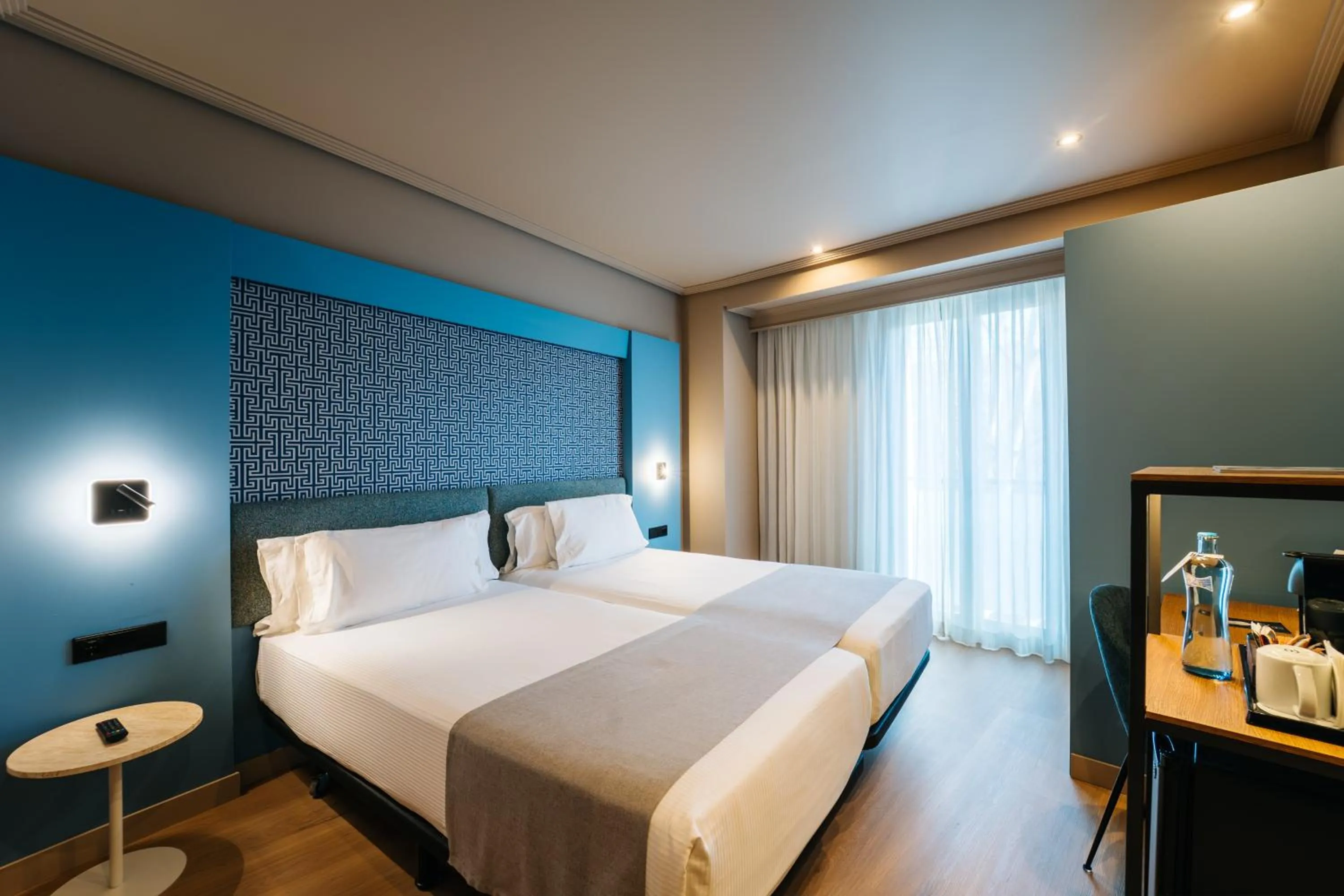 Bedroom, Bed in Abba Rambla Hotel