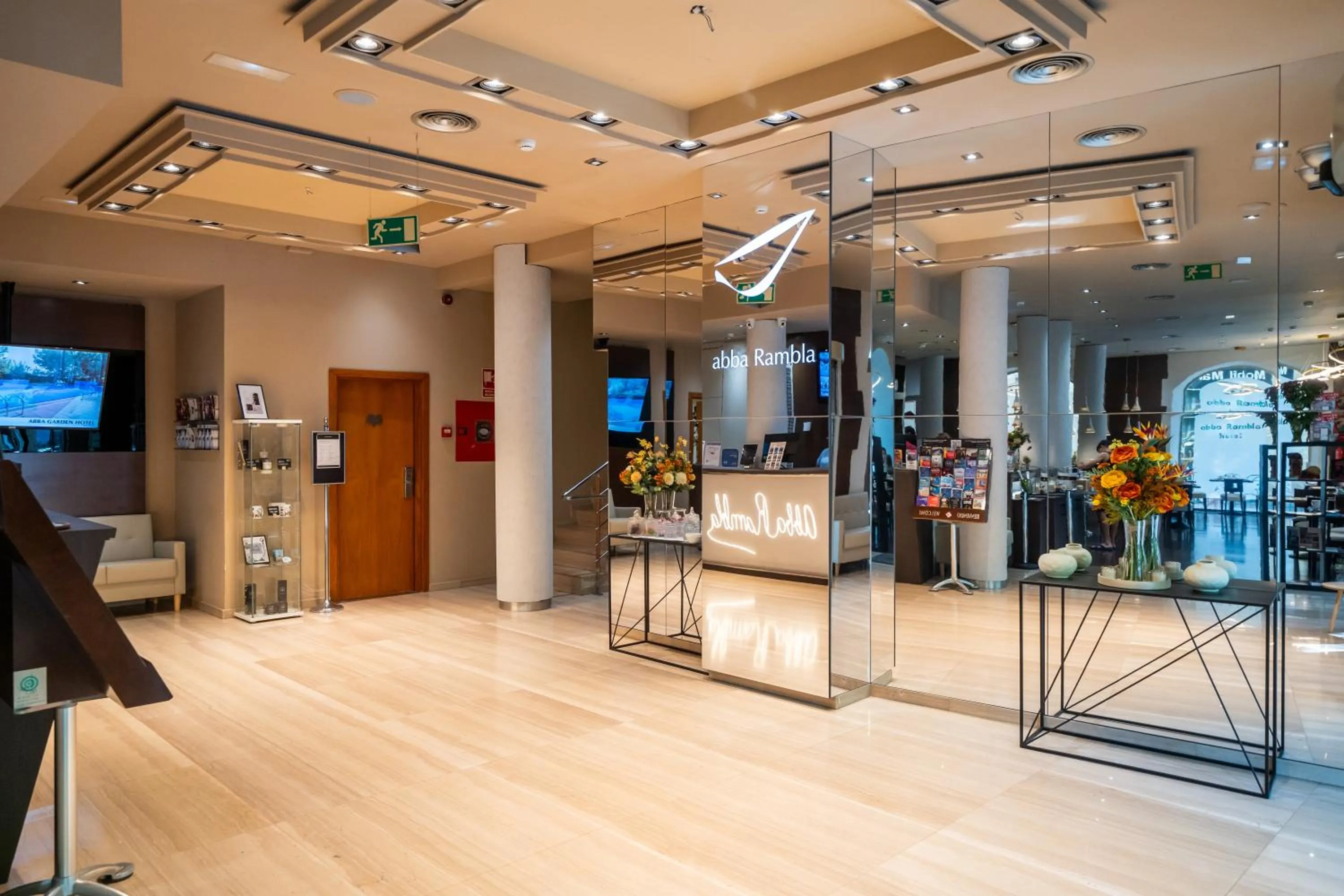 Lobby or reception in Abba Rambla Hotel