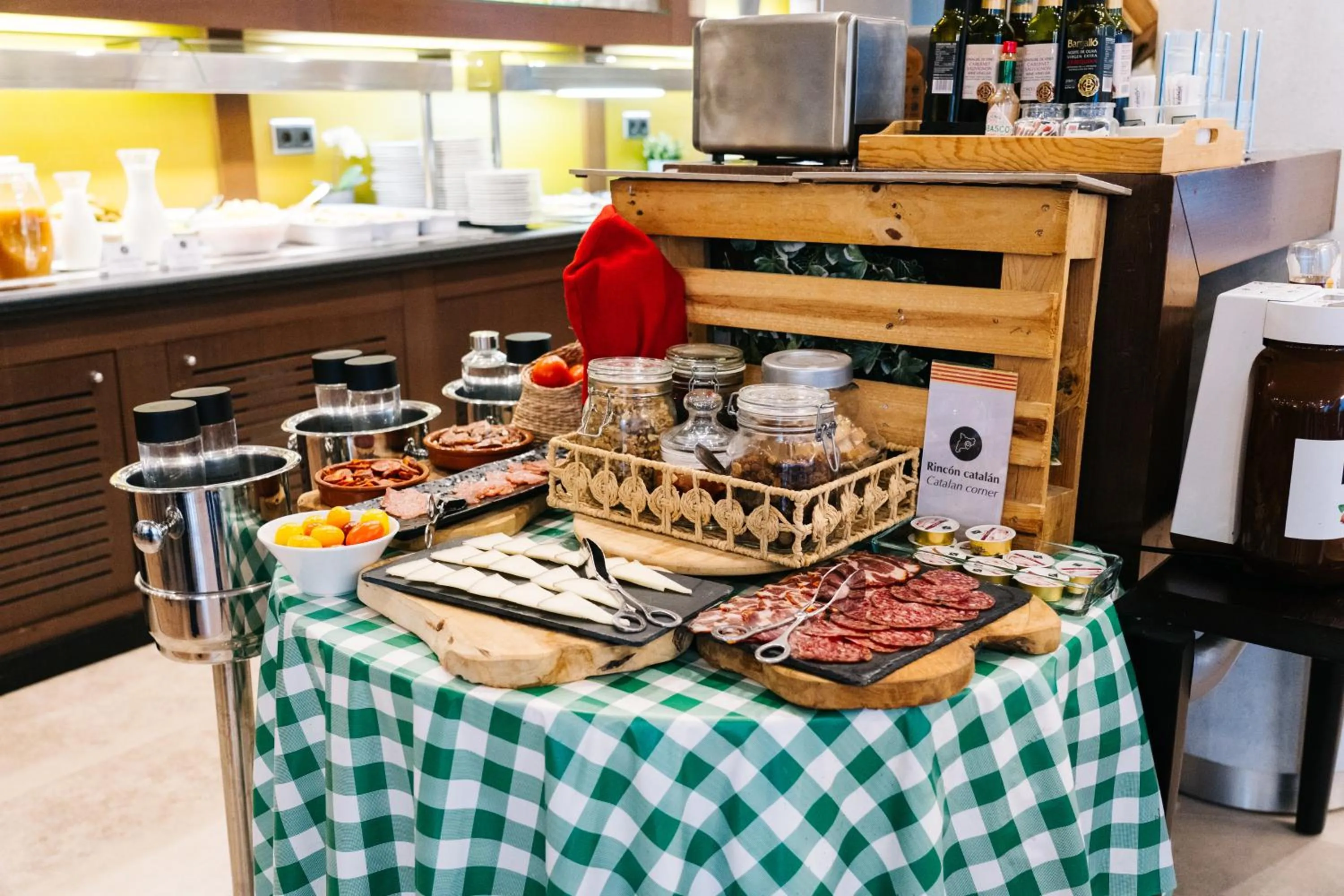 Breakfast in Abba Rambla Hotel