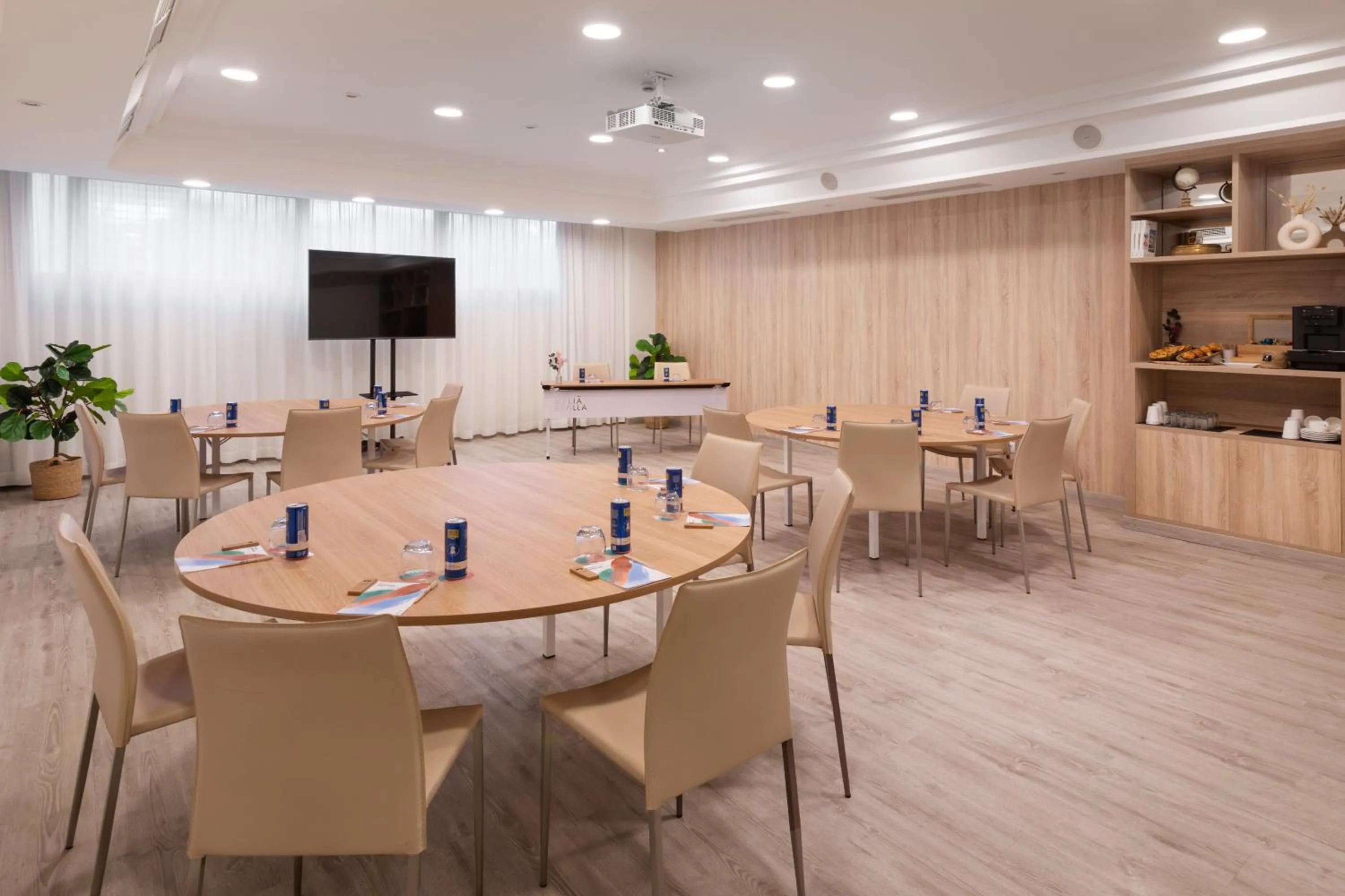 Meeting/conference room in Melia Sevilla