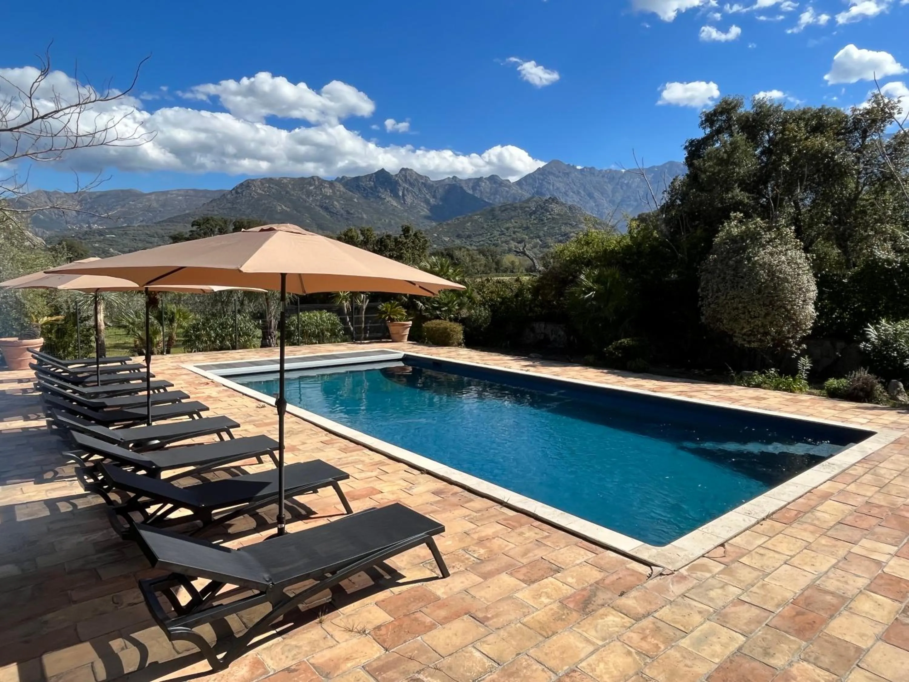 Mountain view in Domaine du Reginu