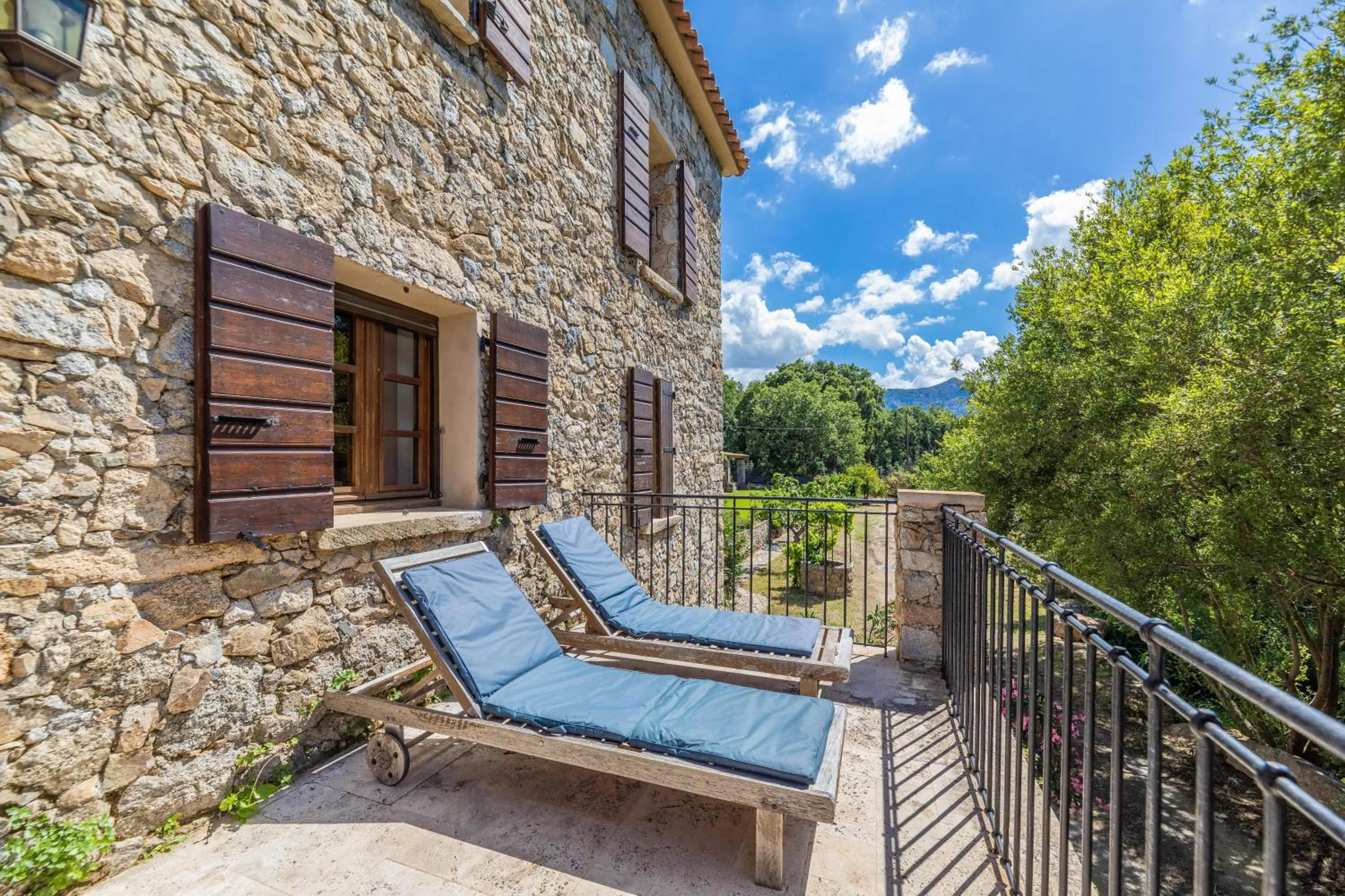 Balcony/Terrace in Domaine du Reginu