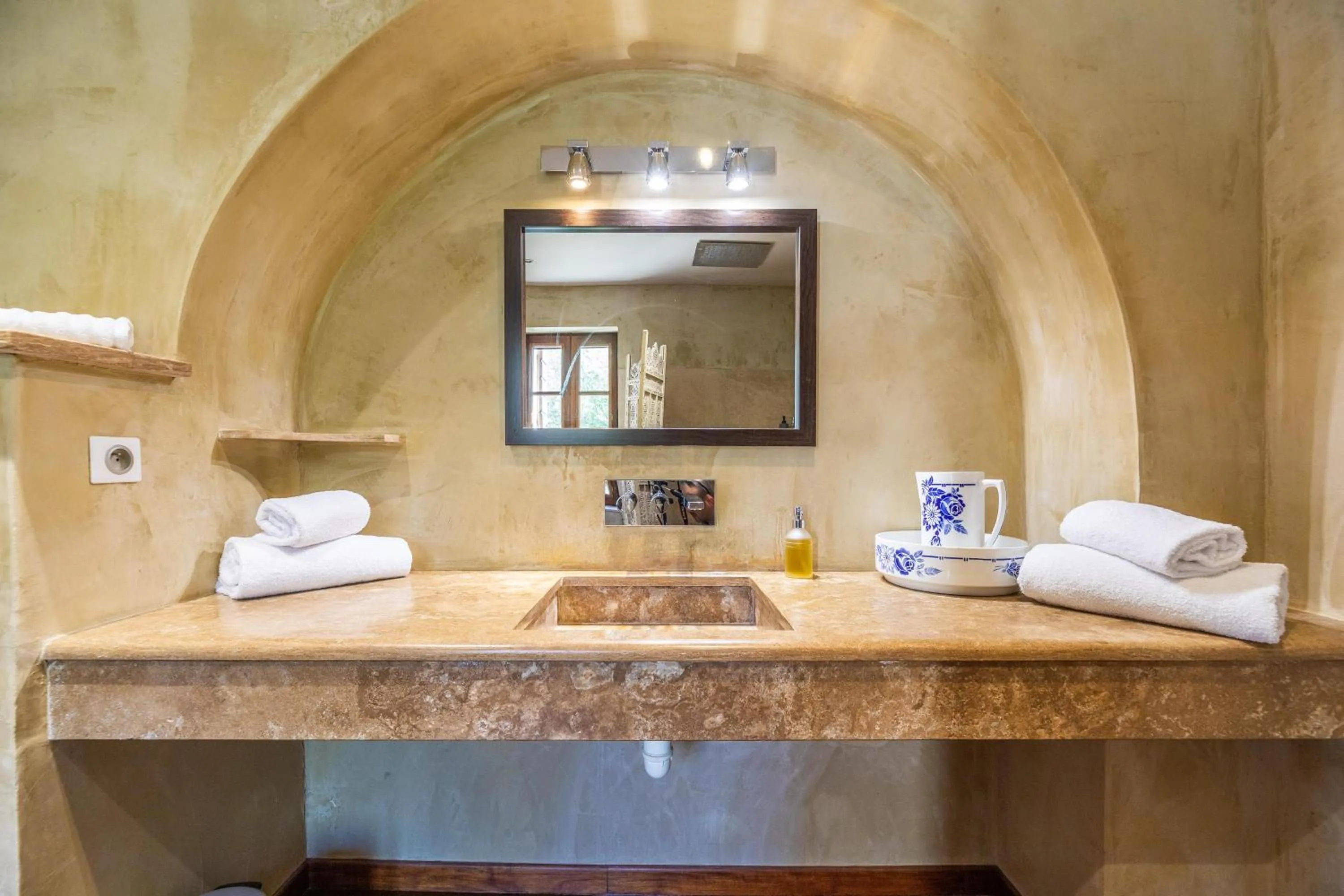 Bathroom in Domaine du Reginu