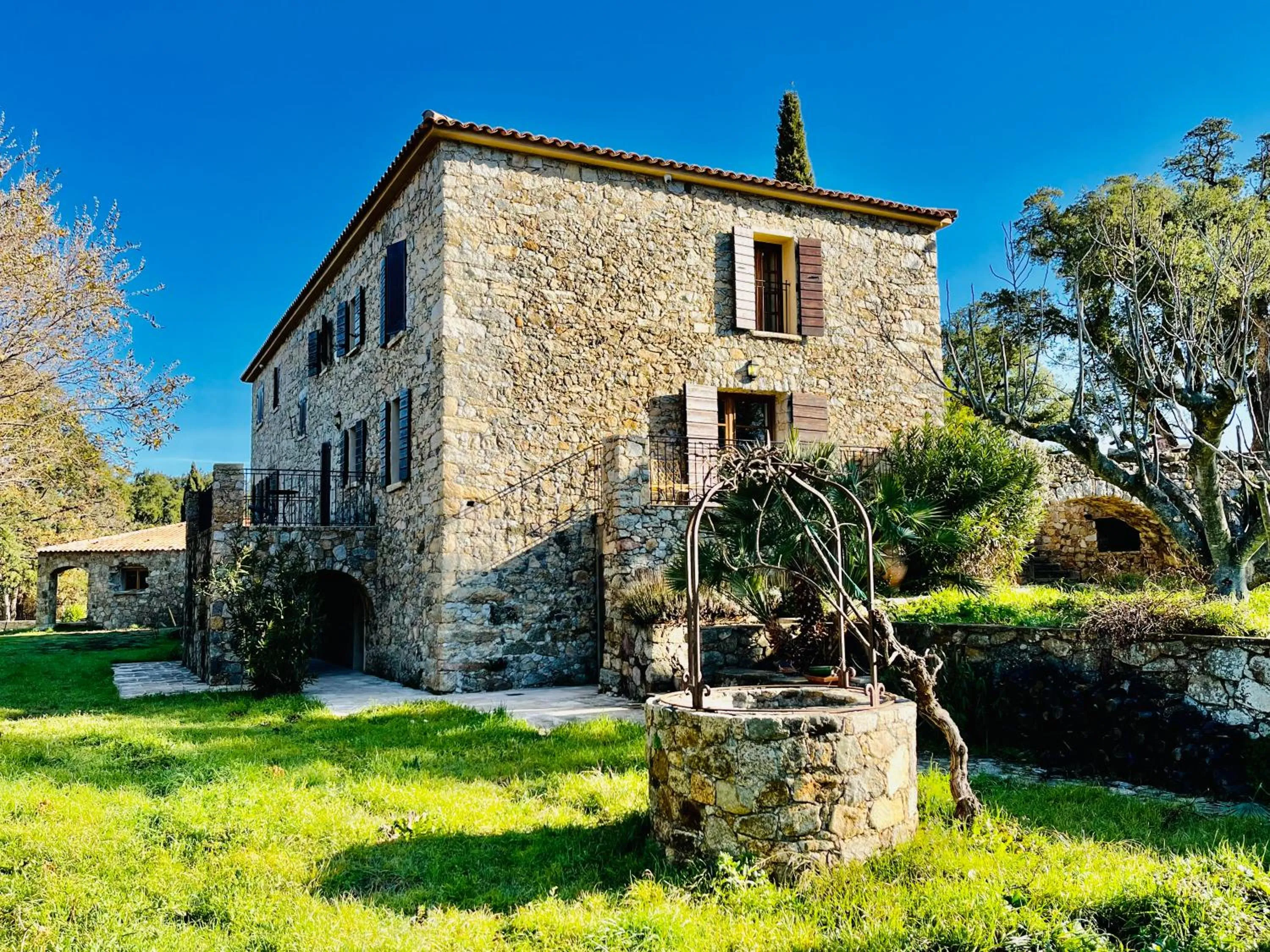 Property building in Domaine du Reginu