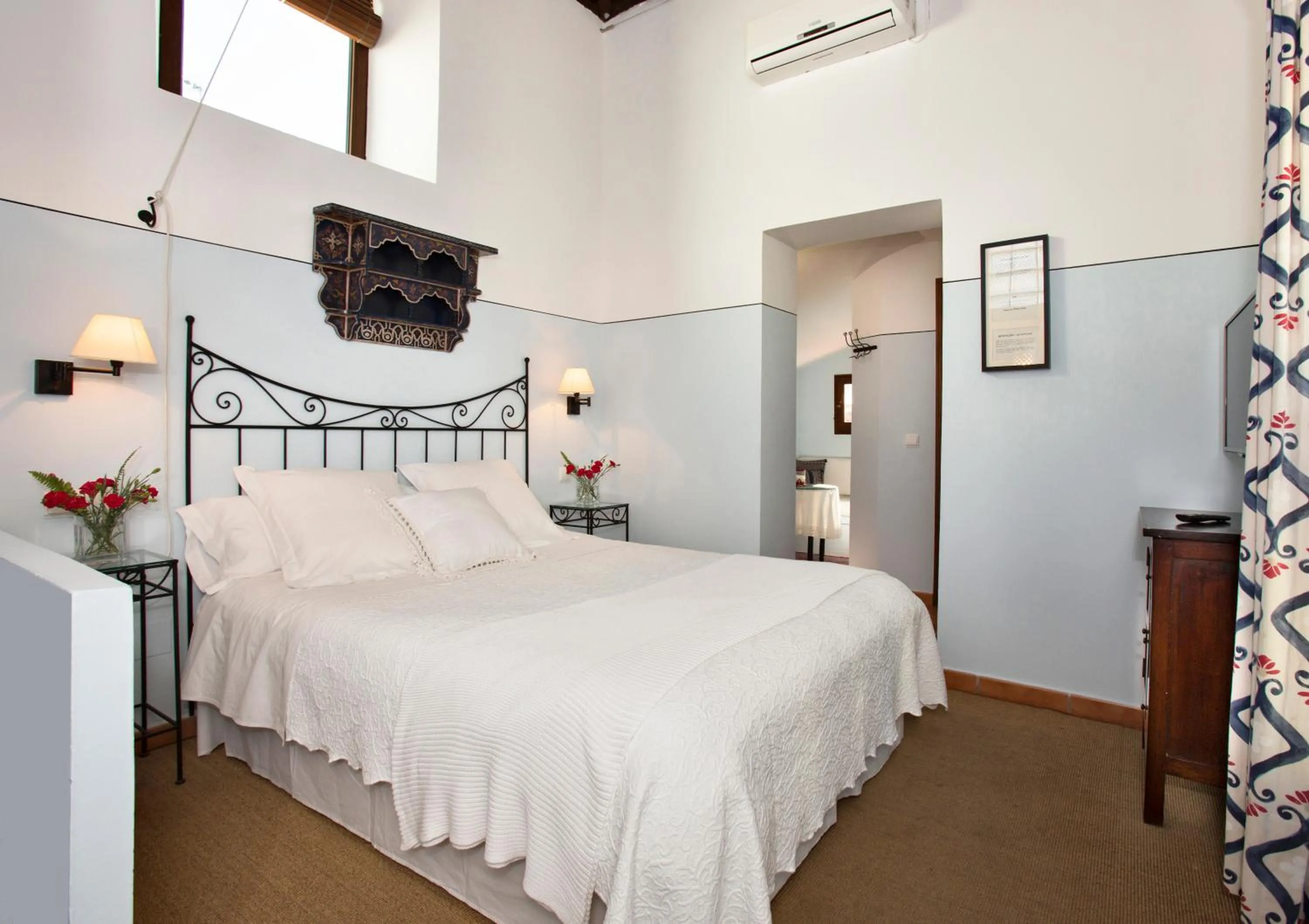 Photo of the whole room, Bed in La Morada Mas Hermosa