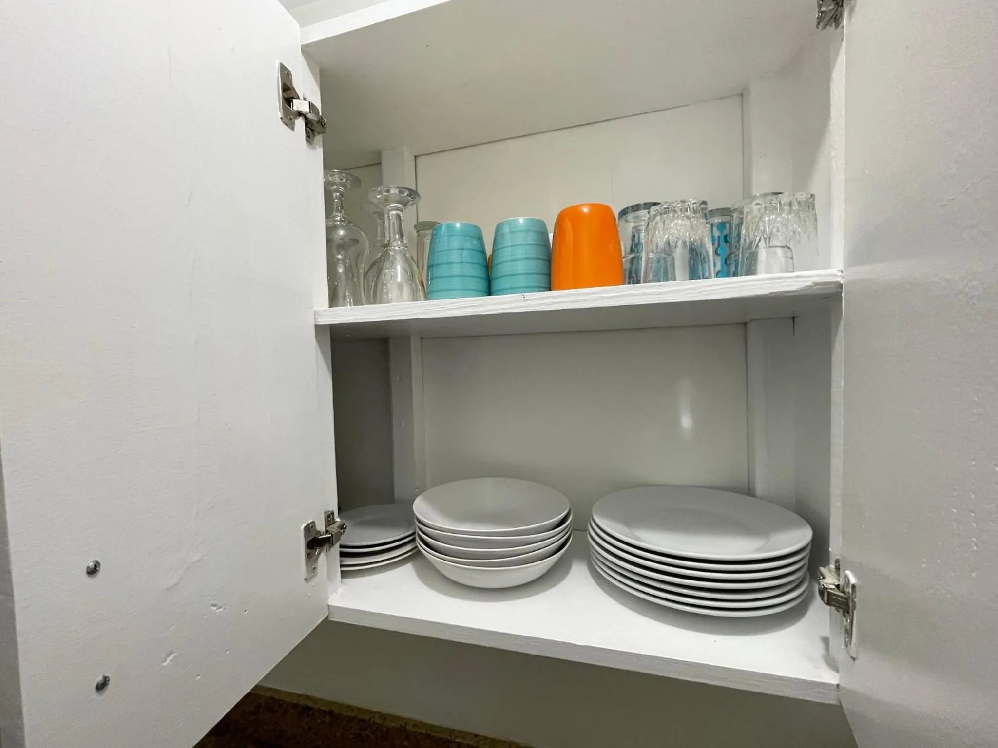 Kitchen or kitchenette in Hummingbird Retreat - Luxury Oceanview Apt, 7-Minute Walk to Beach