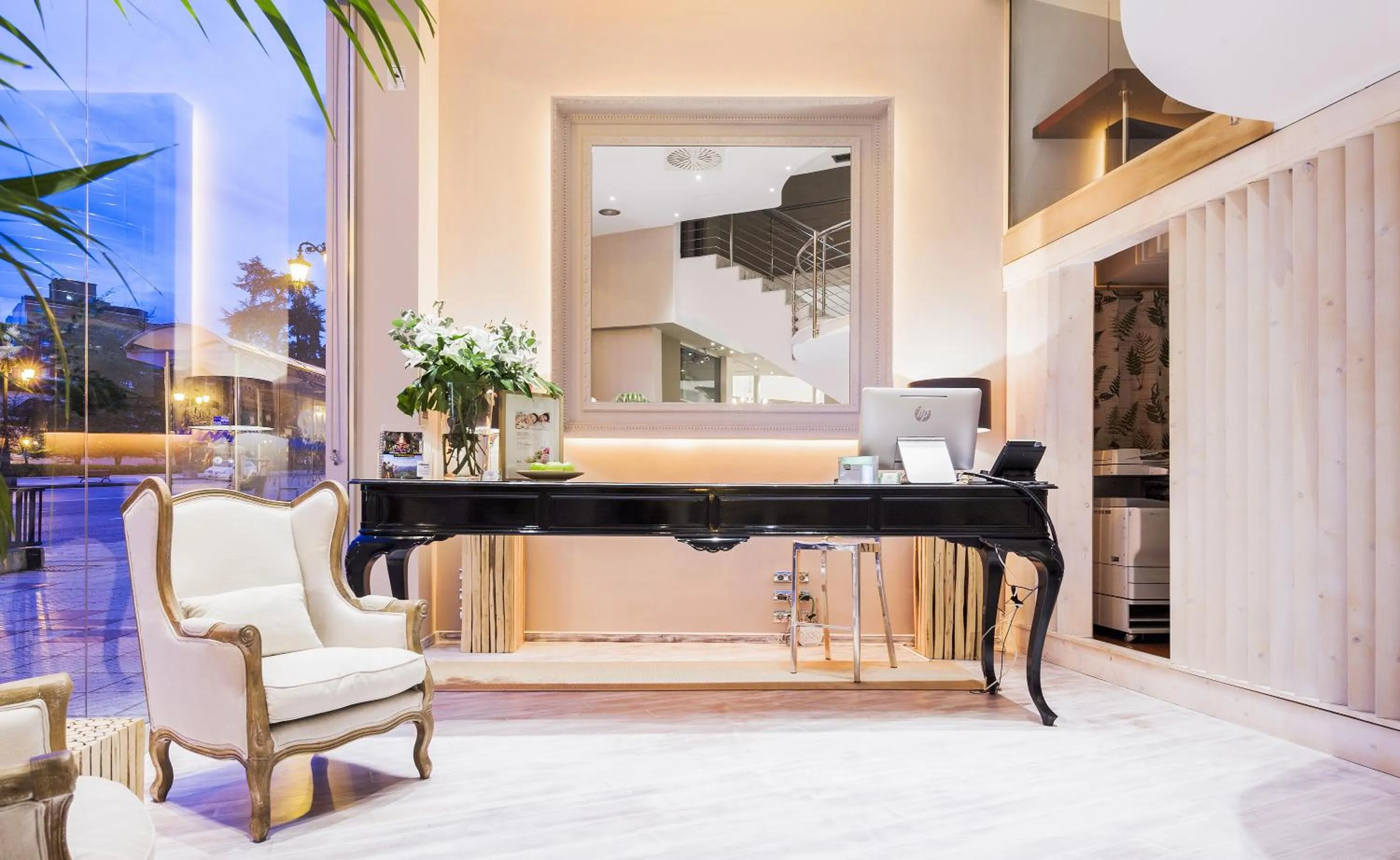 Lobby or reception in Hotel Nature Oviedo