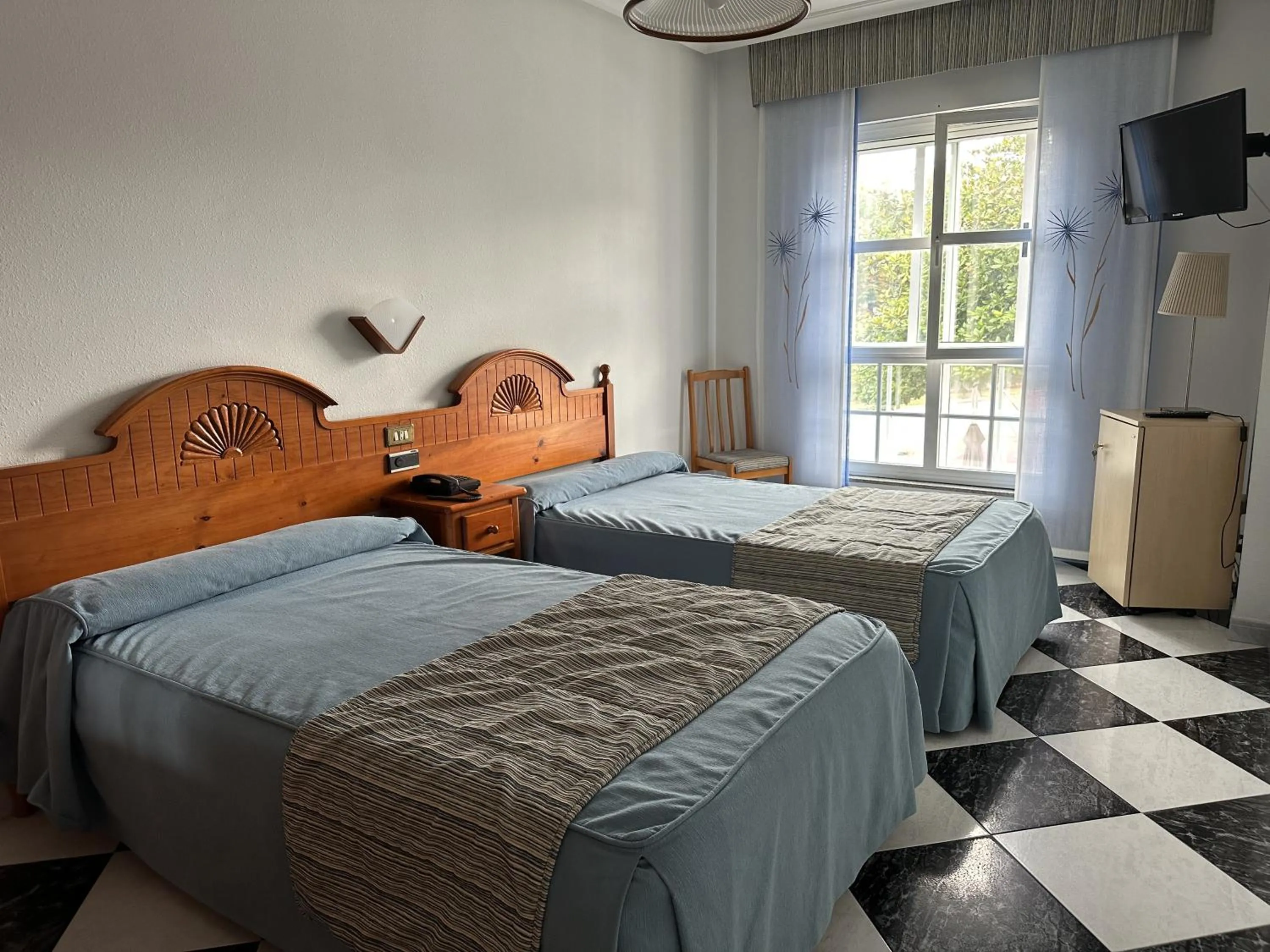 Hotel Mediante