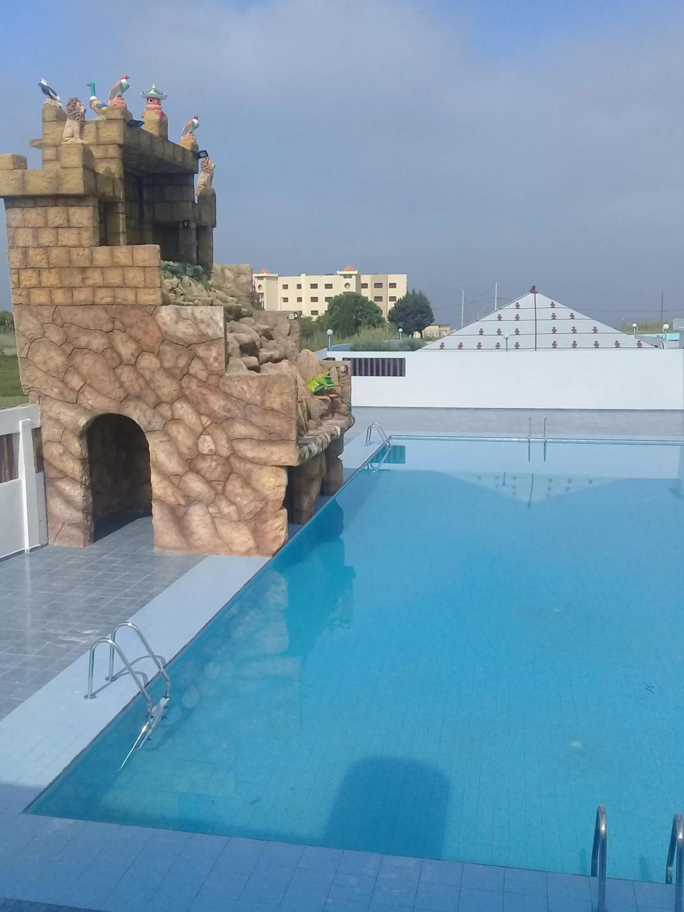 Swimming pool in Hôtel Briech & Spa