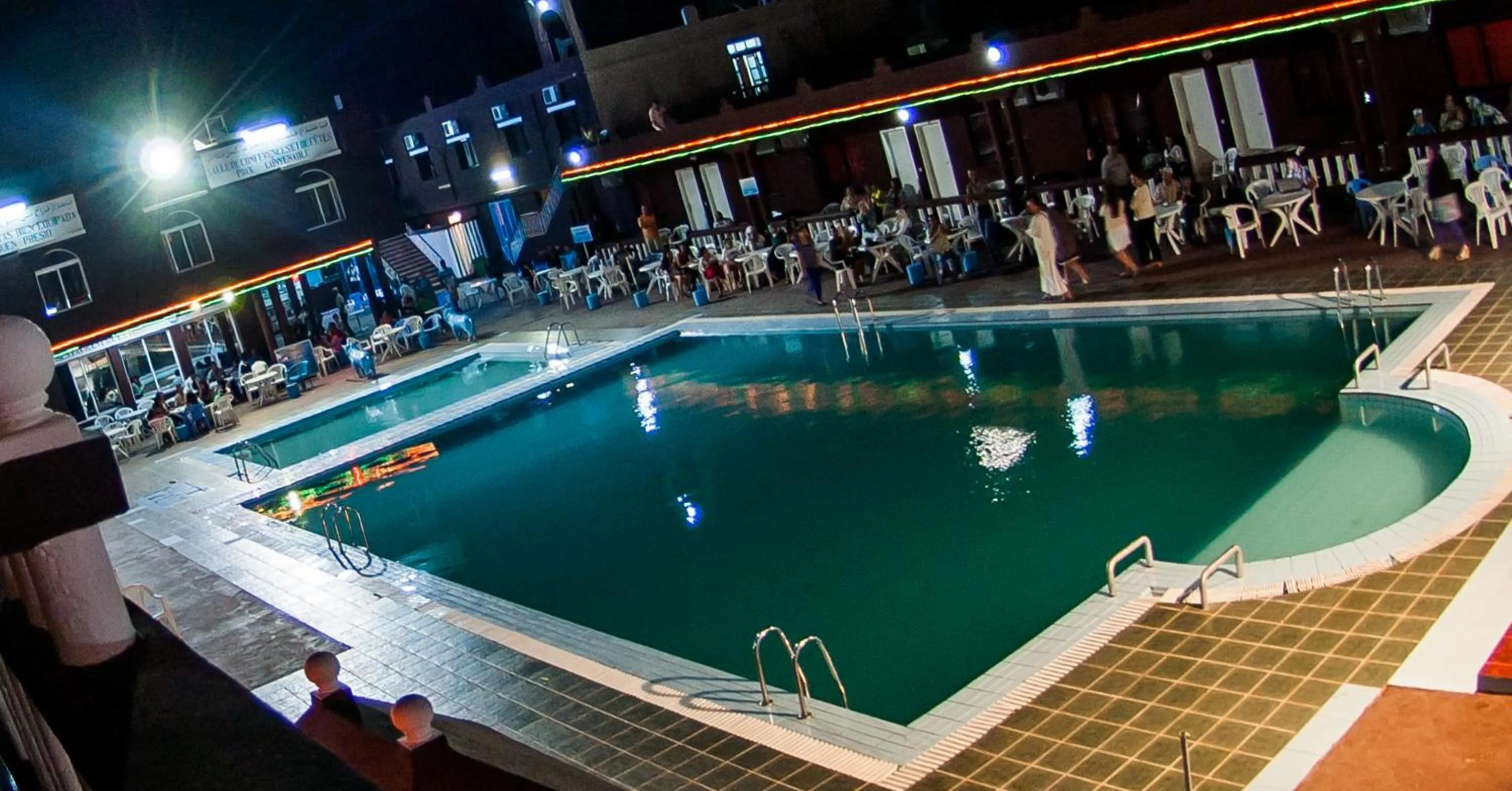Swimming pool in Hôtel Briech & Spa