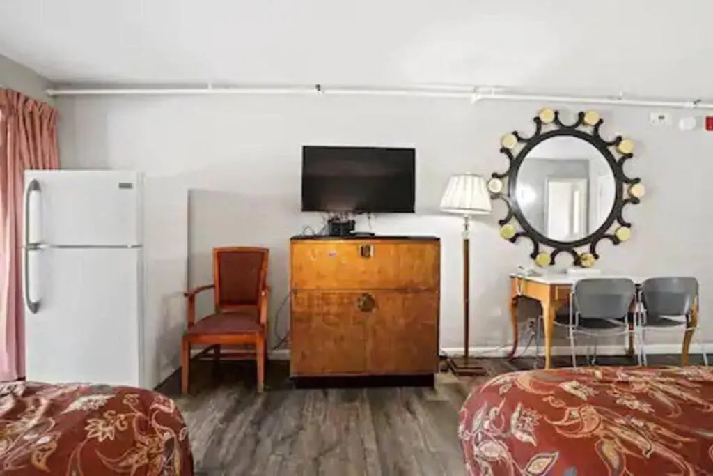 Bed in Mission Peak Lodge