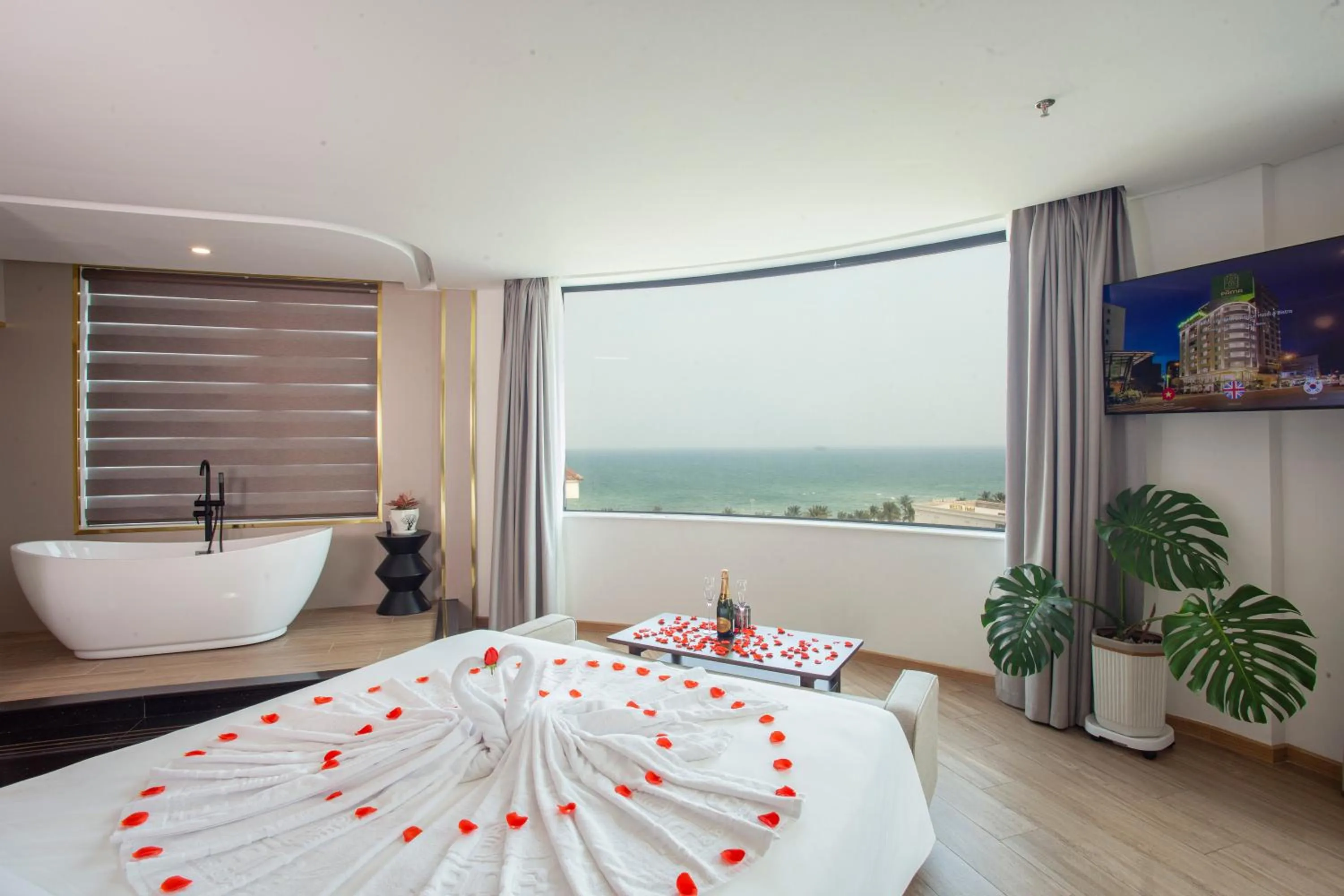 Natural landscape, Bed in PĀMA Boutique Hotel & Bistro