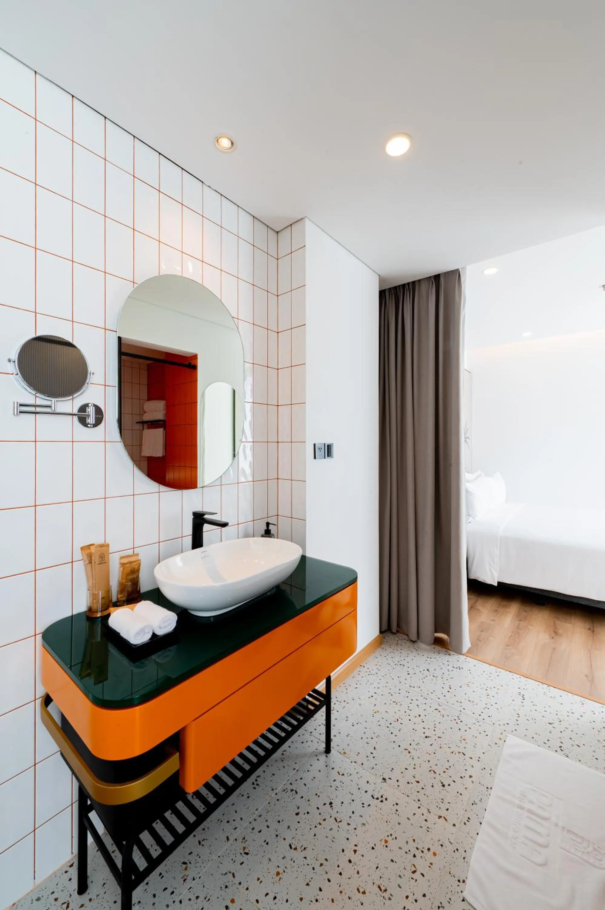 Bathroom, Bed in PĀMA Boutique Hotel & Bistro