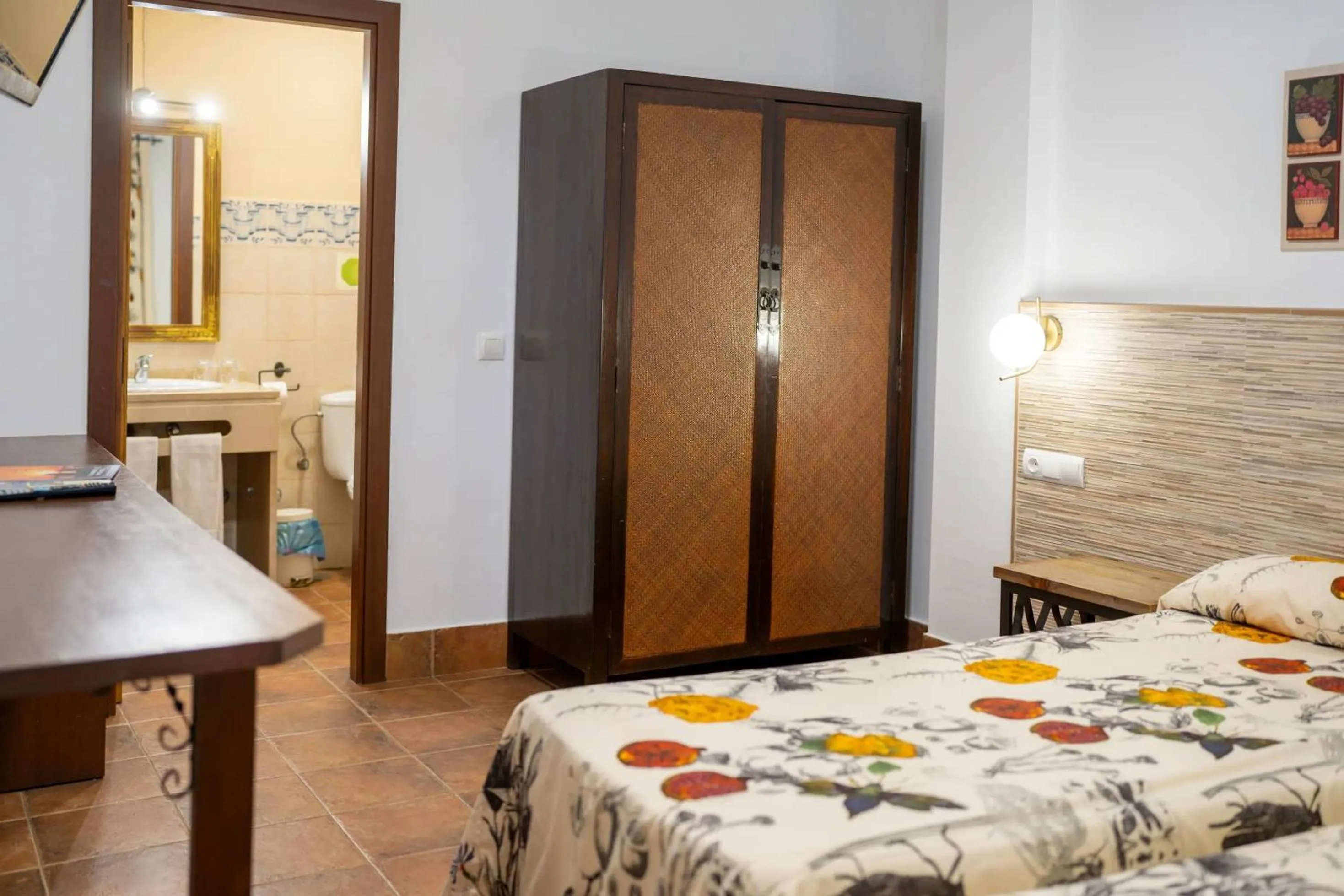 Photo of the whole room, Bed in Hotel Valsequillo