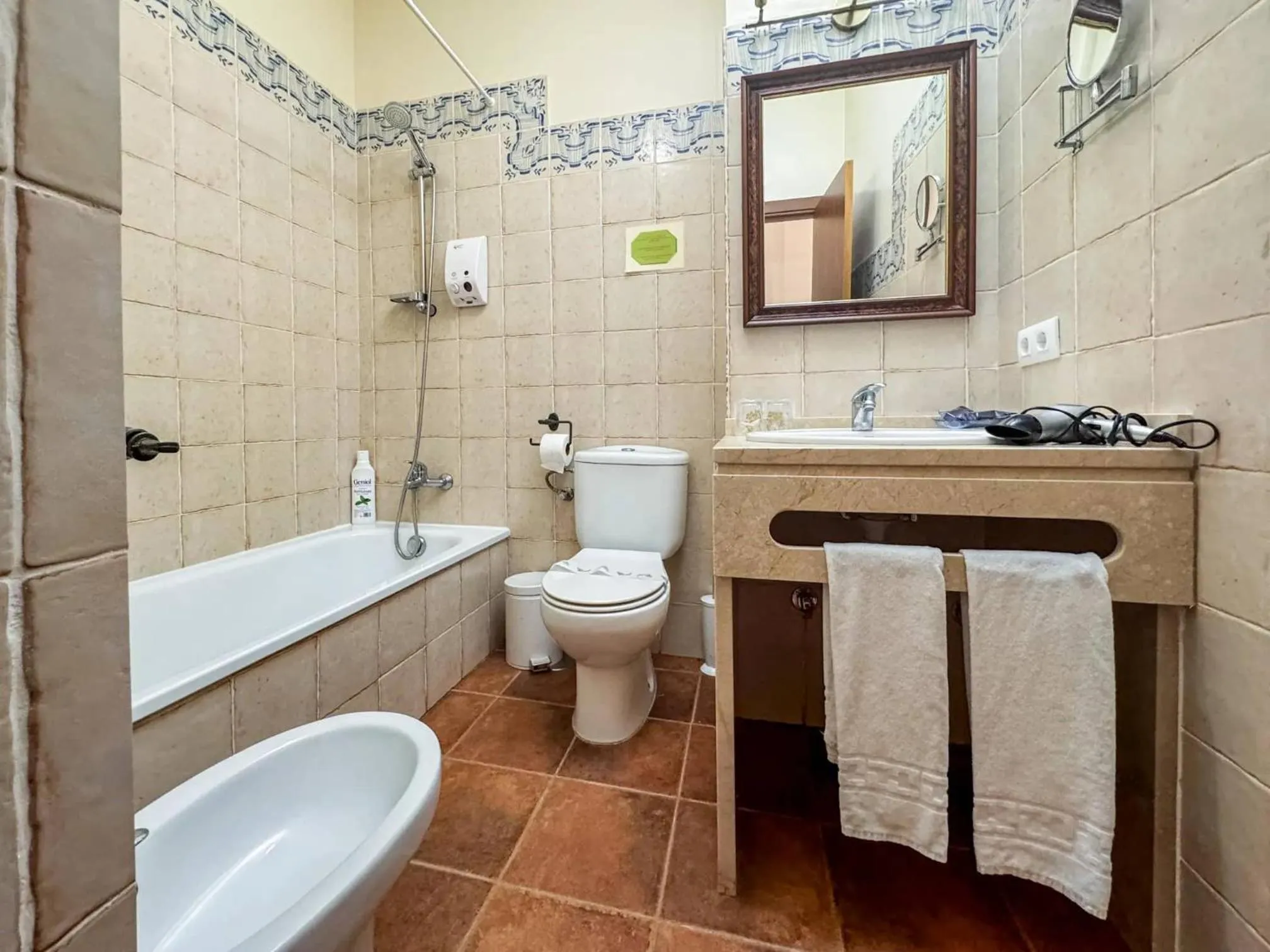 Bath in Hotel Valsequillo