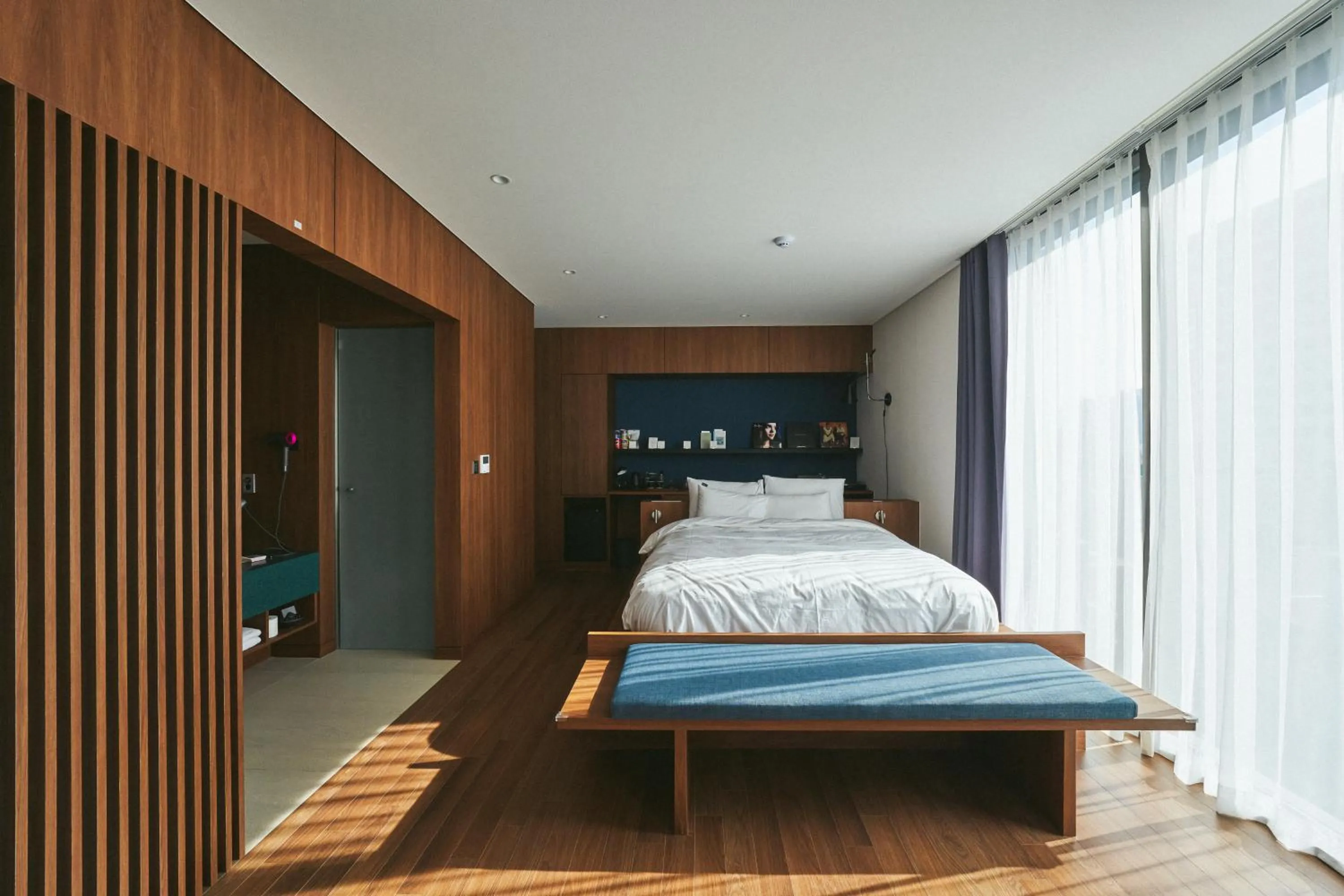 Photo of the whole room, Bed in Good Ol' Days Hotel