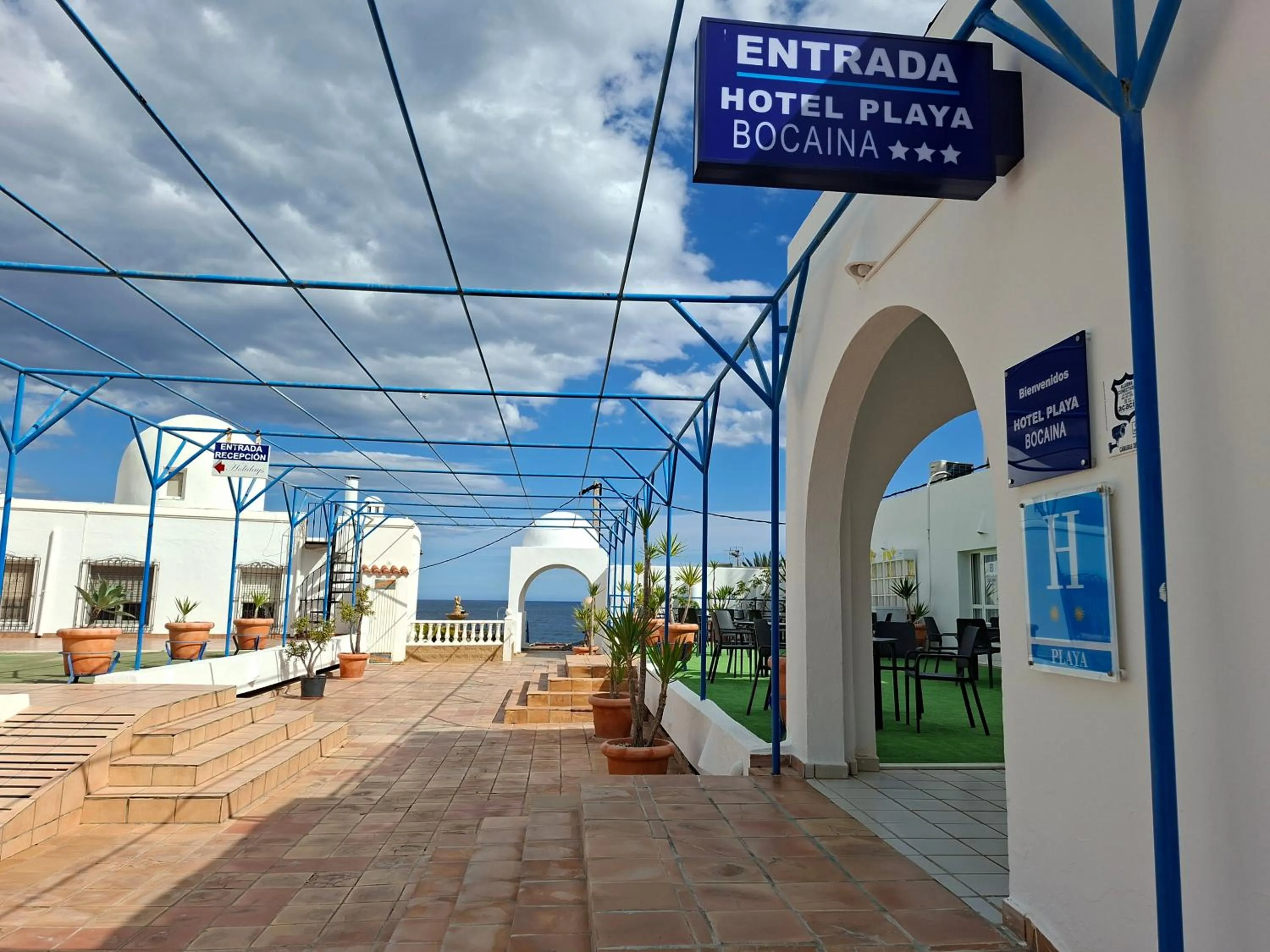Property building in Hotel Virgen del Mar
