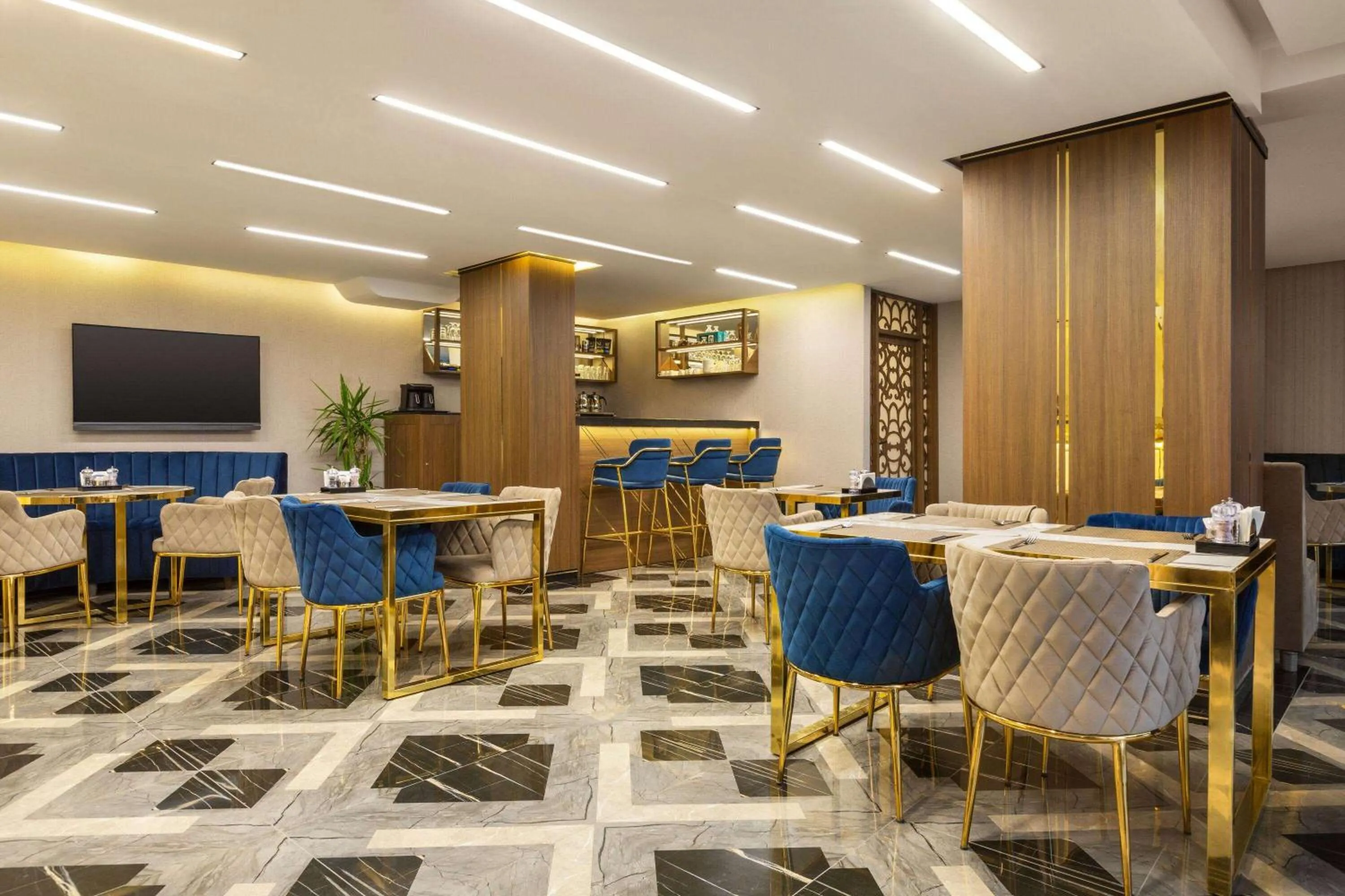 Restaurant/places to eat in Trademark Collection By Wyndham Operla İstanbul Airport Hotels & Spa