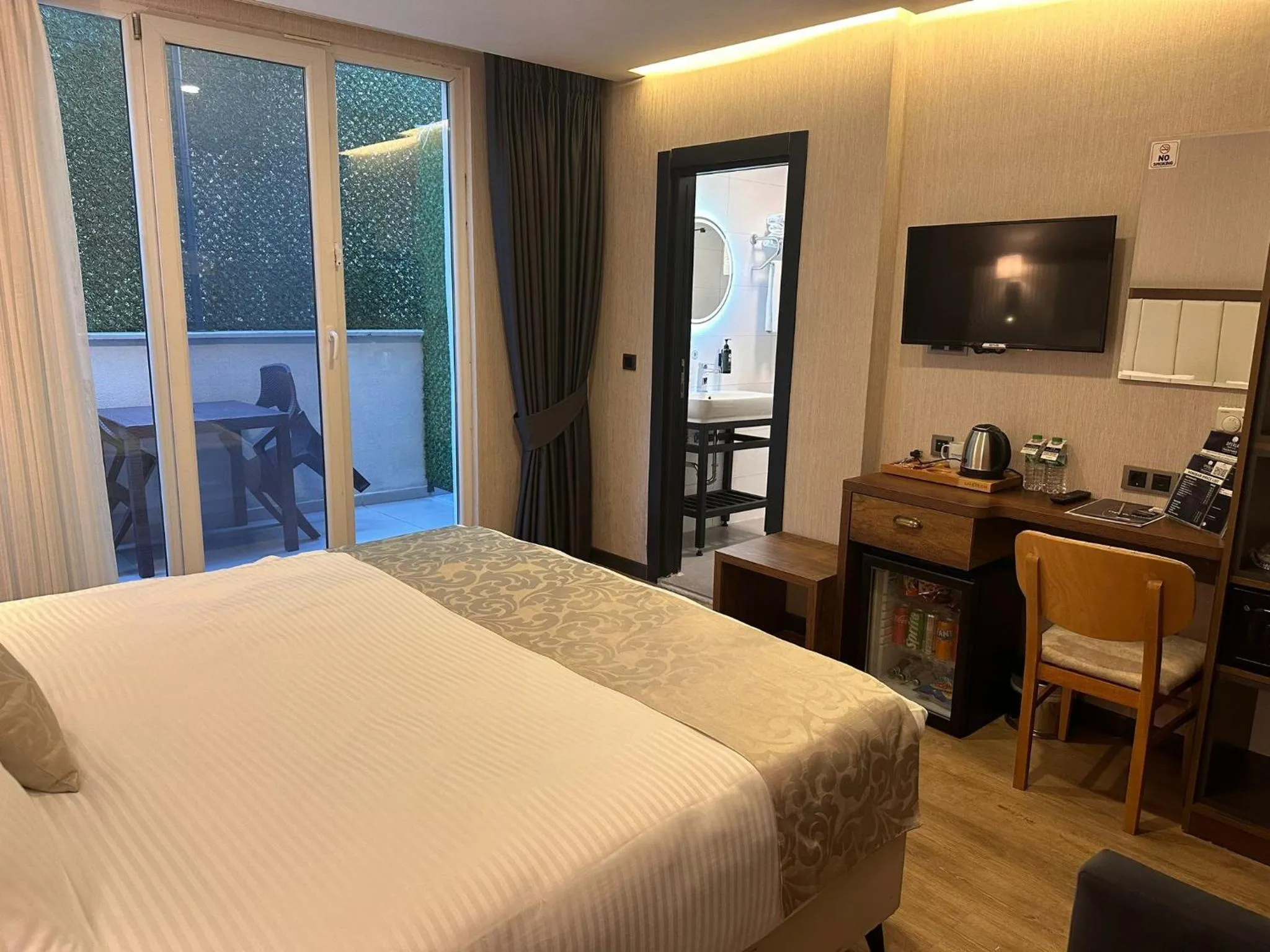 Bed in Trademark Collection By Wyndham Operla İstanbul Airport Hotels & Spa