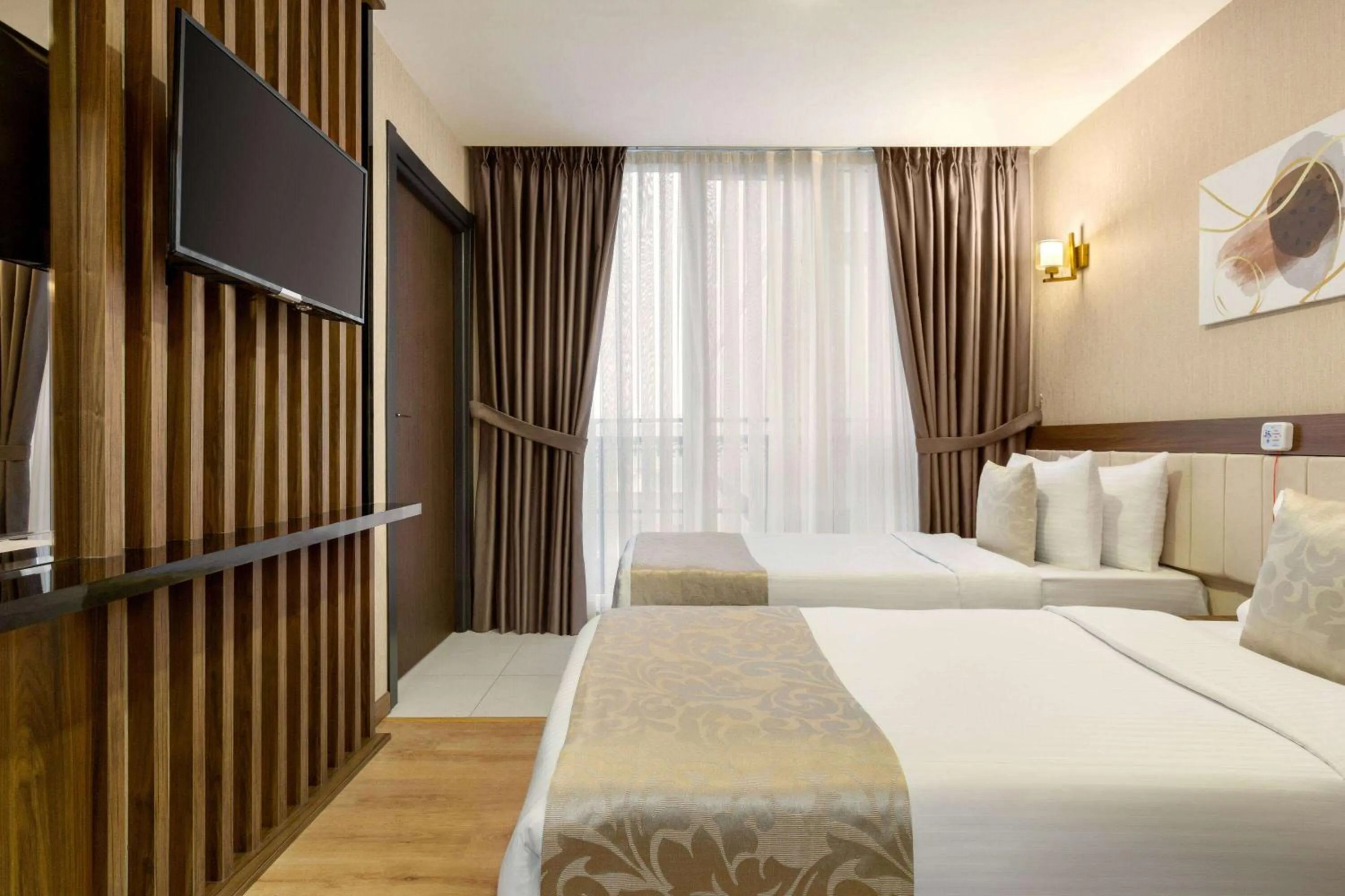 Photo of the whole room, Bed in Trademark Collection By Wyndham Operla İstanbul Airport Hotels & Spa