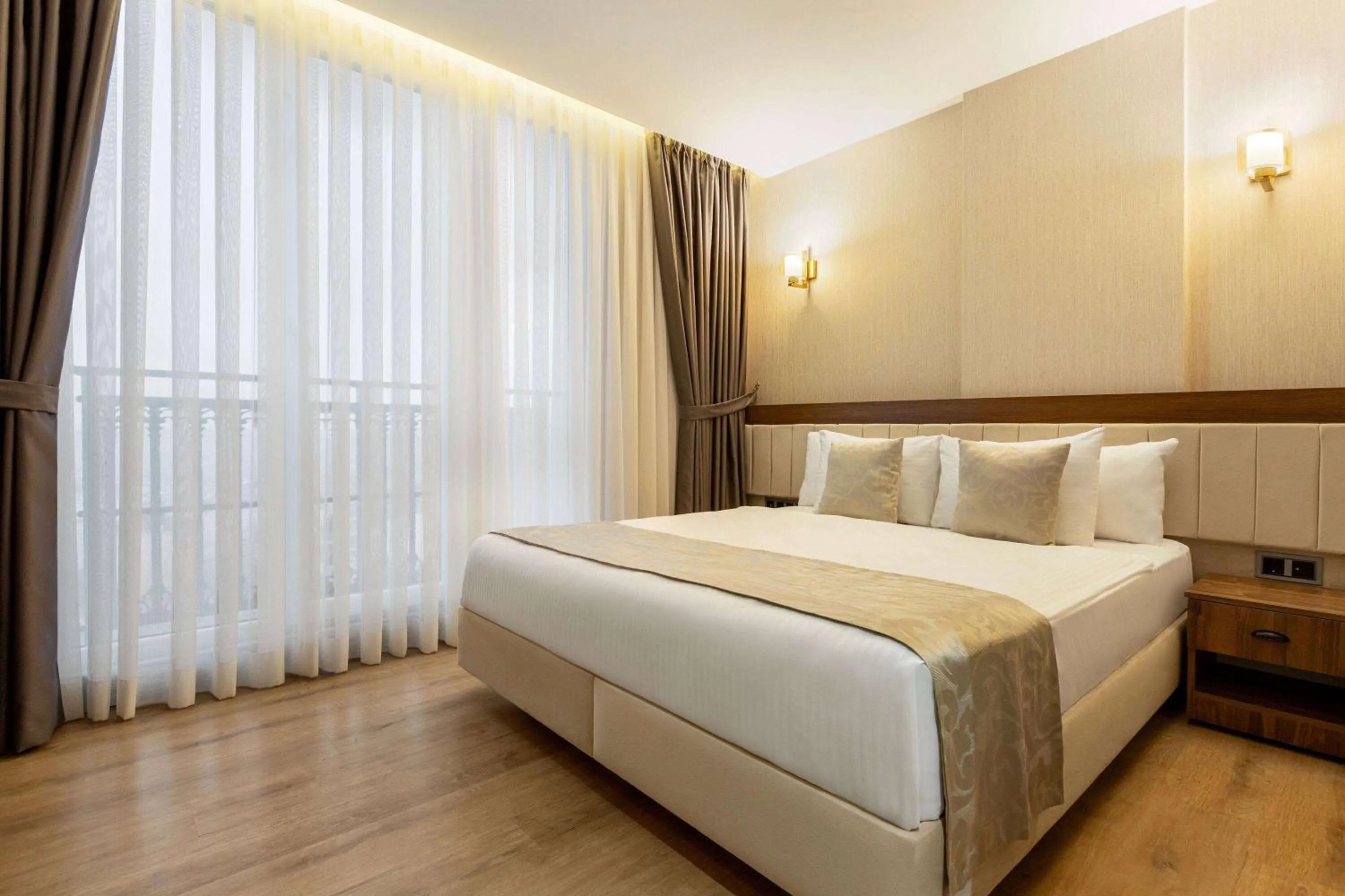 Photo of the whole room, Bed in Trademark Collection By Wyndham Operla İstanbul Airport Hotels & Spa