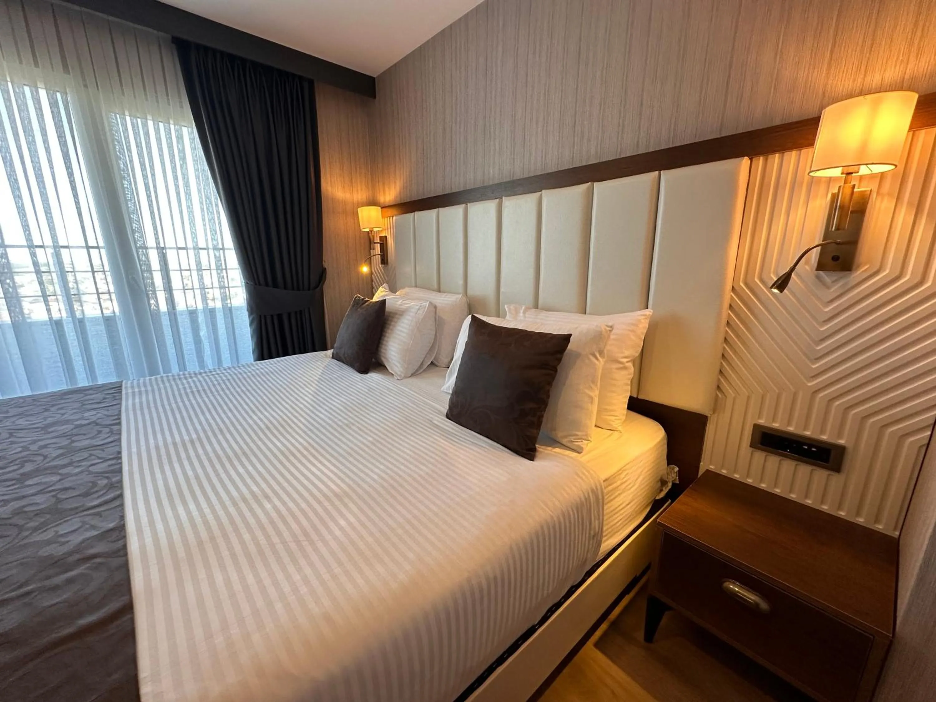 Bedroom, Bed in Trademark Collection By Wyndham Operla İstanbul Airport Hotels & Spa