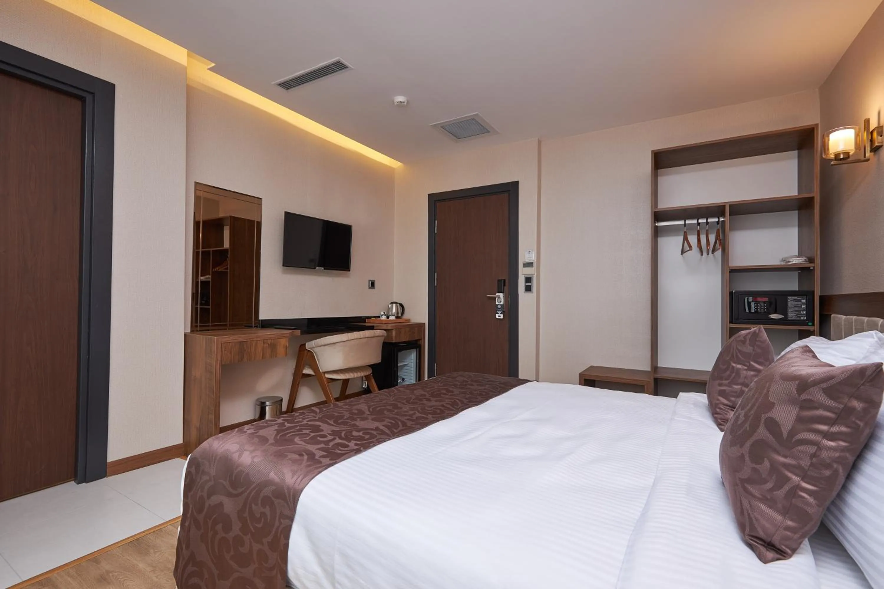 Bed in Trademark Collection By Wyndham Operla İstanbul Airport Hotels & Spa