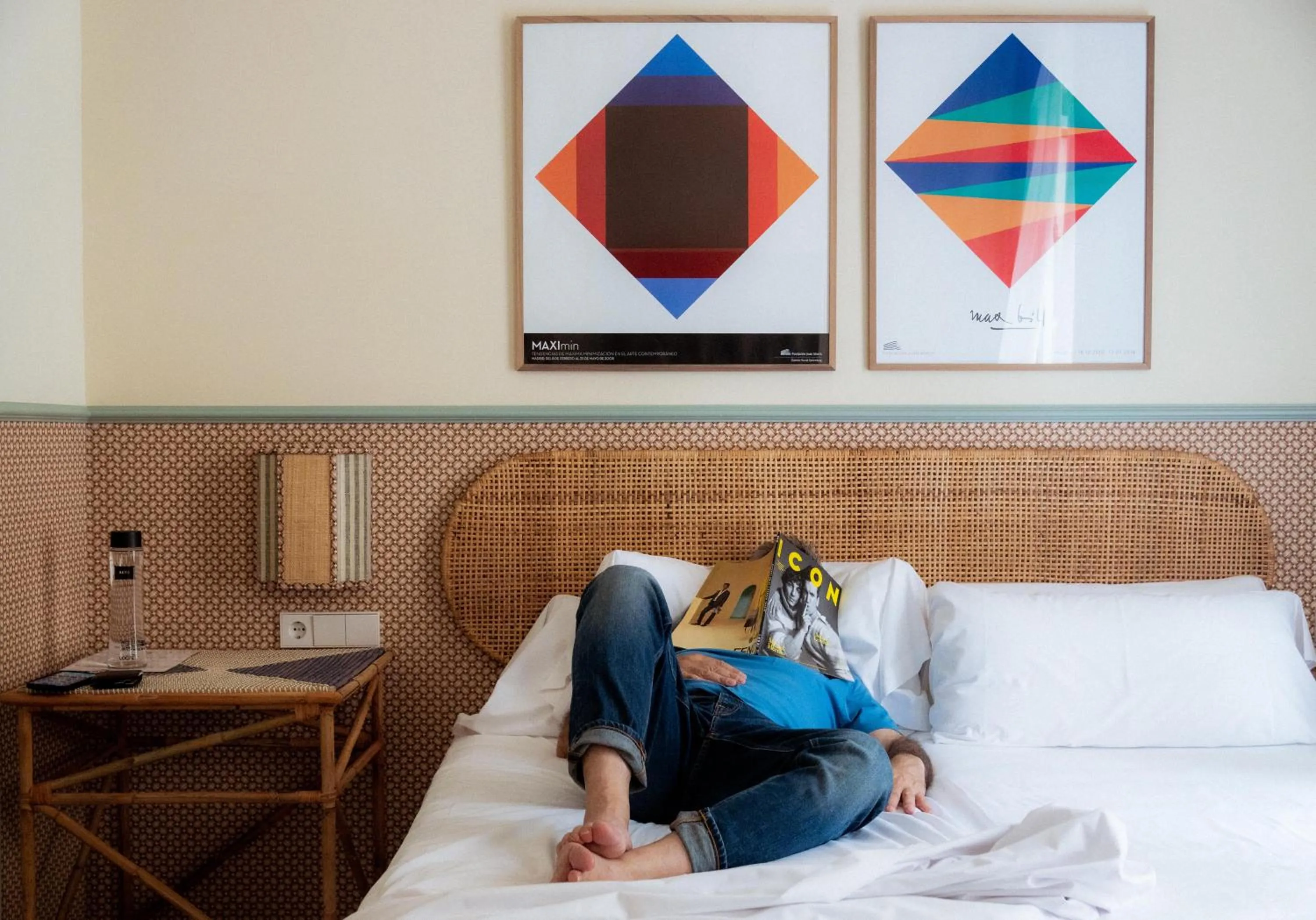 Bed in BYPILLOW Abril