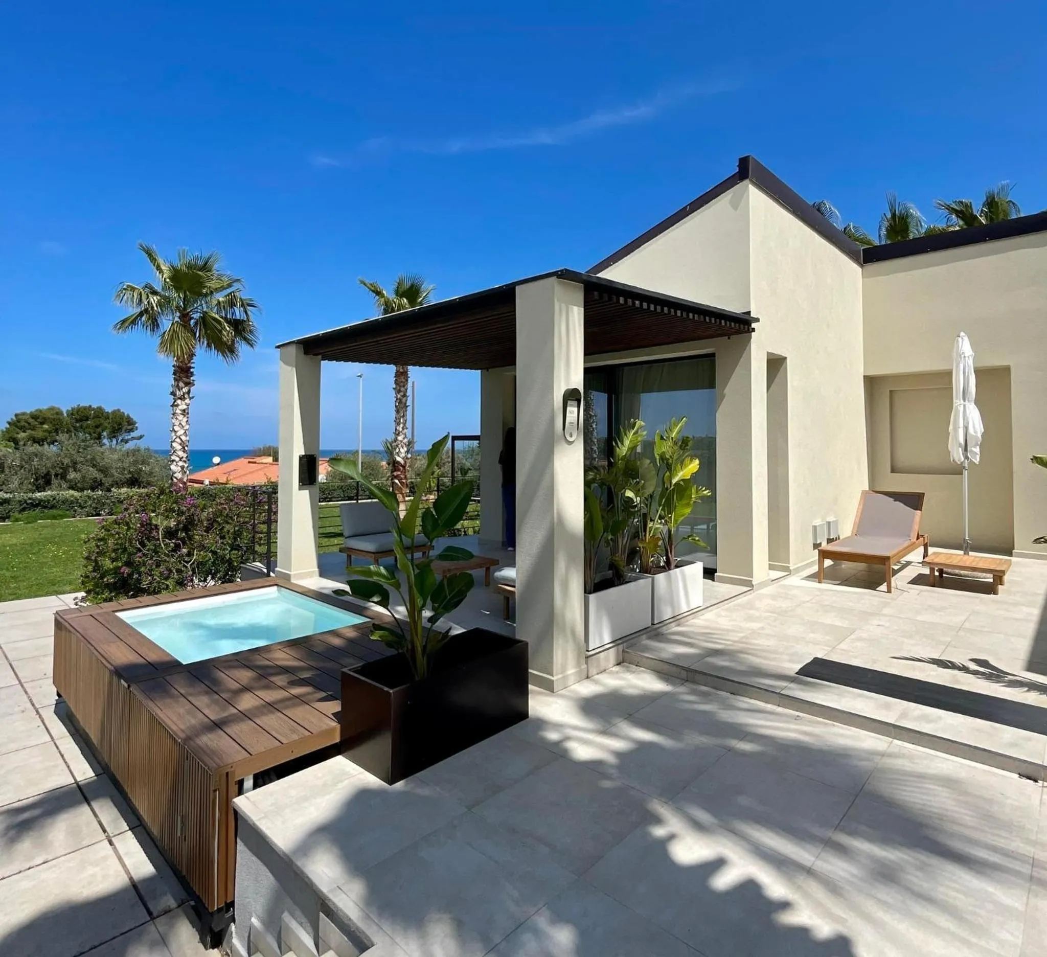 Swimming pool in Insulae Resort