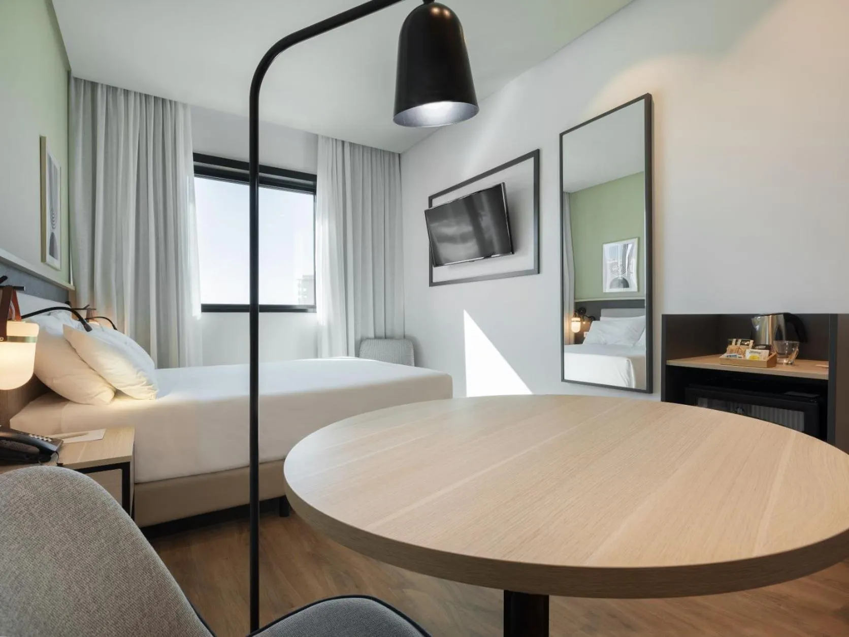 Bed in Hotel Málaga Alameda Centro Affiliated by Meliá