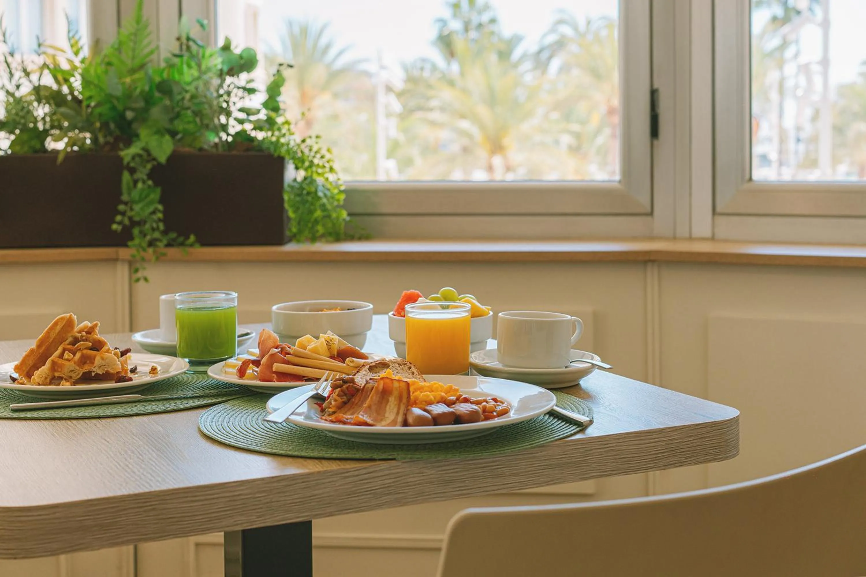 Restaurant/places to eat in Hotel Alicante Gran Sol, affiliated by Meliá